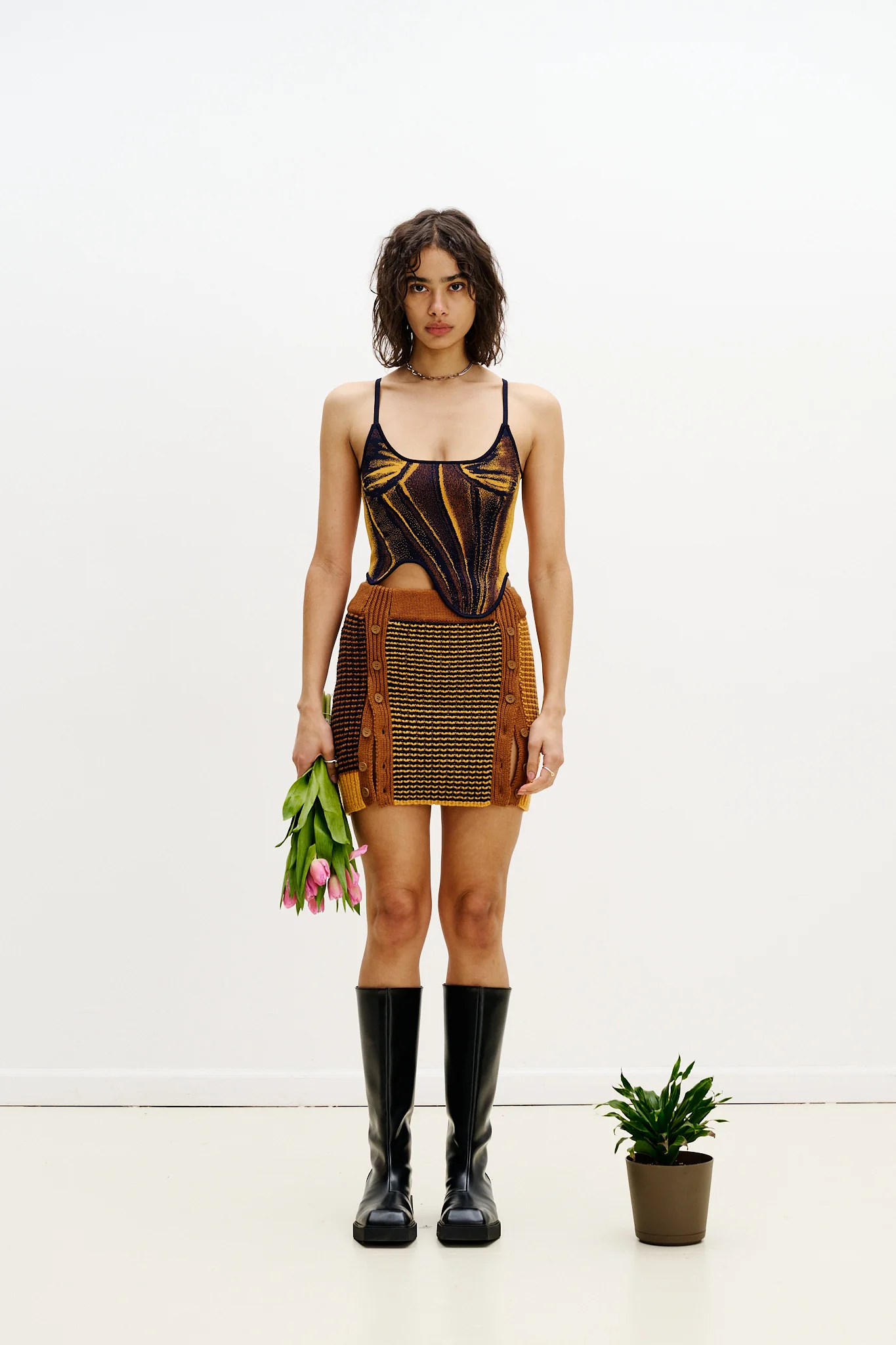 ADDIS MERINO WOOL MINI SKIRT - Image 2