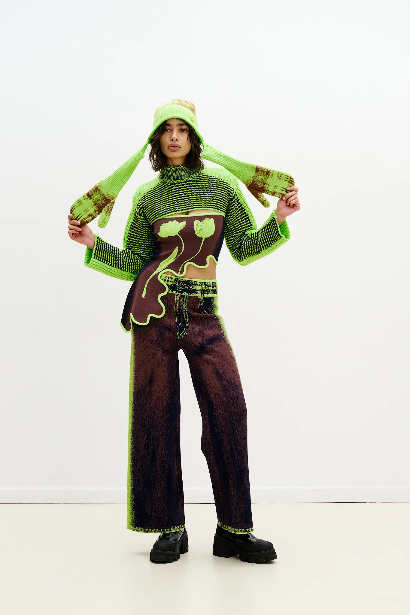 ANKUR MERINO WOOL CHUNKY SHRUG - Image 2
