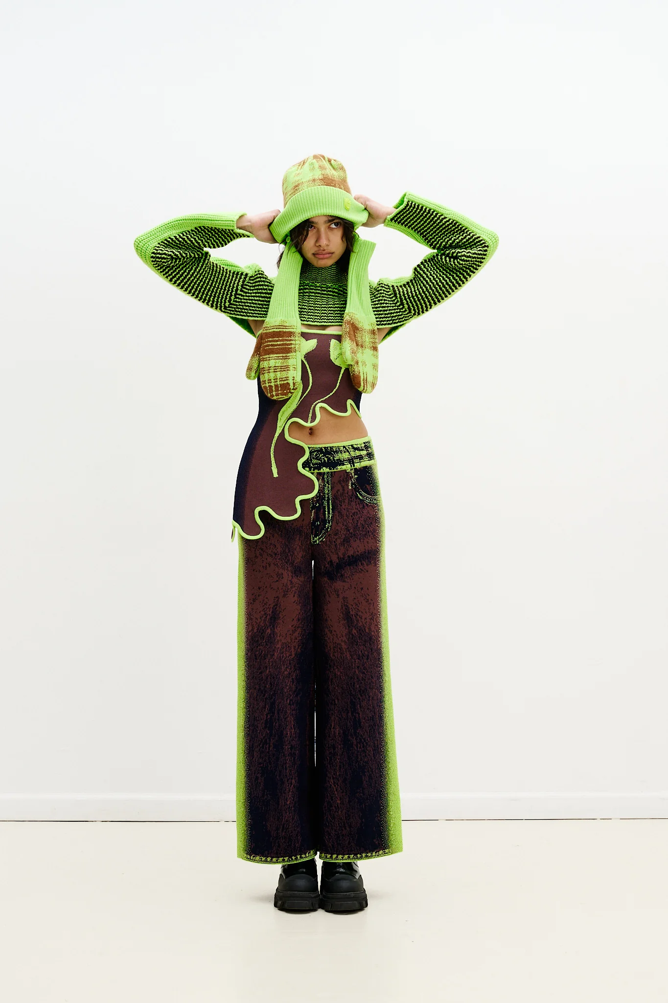 ANKUR MERINO WOOL CHUNKY SHRUG - Image 3