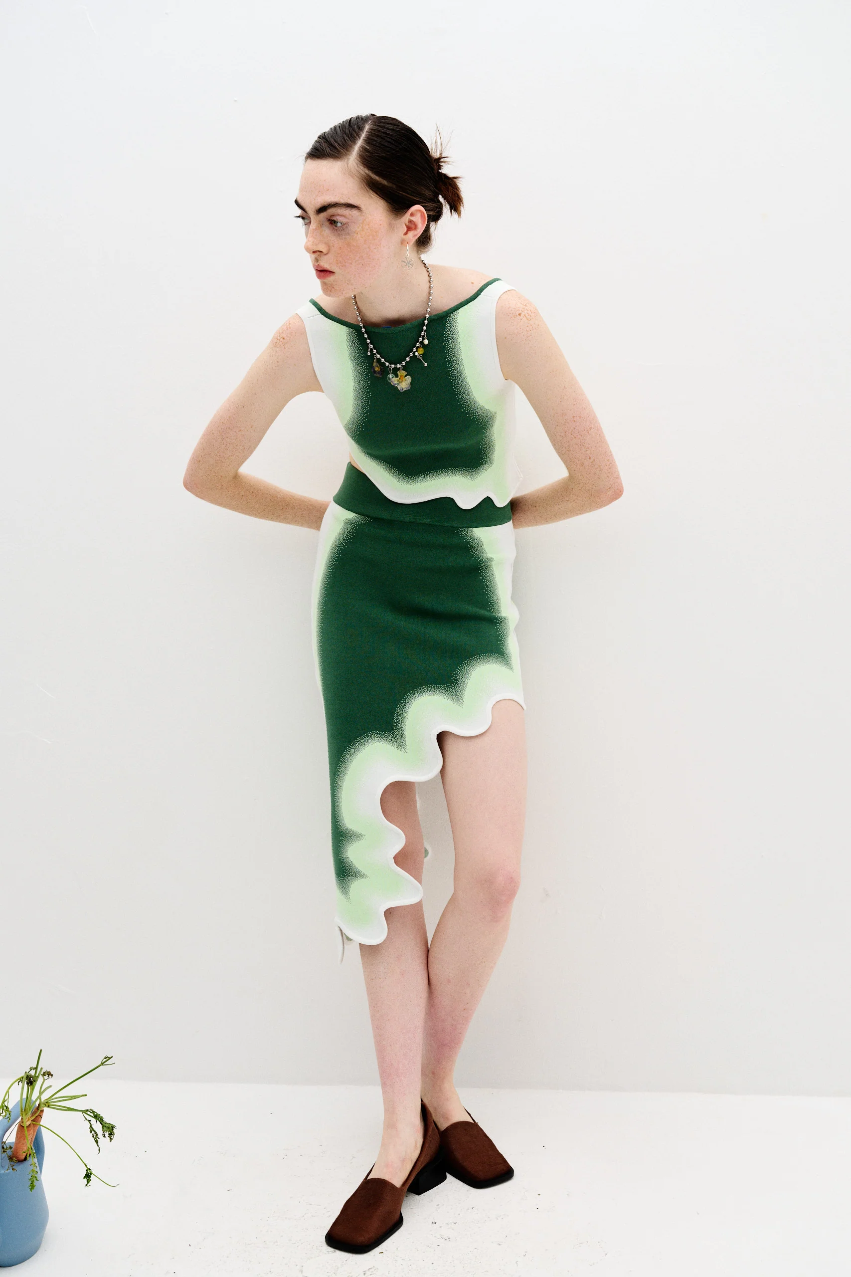 ARONIA WAVY MIDI SKIRT - Image 2