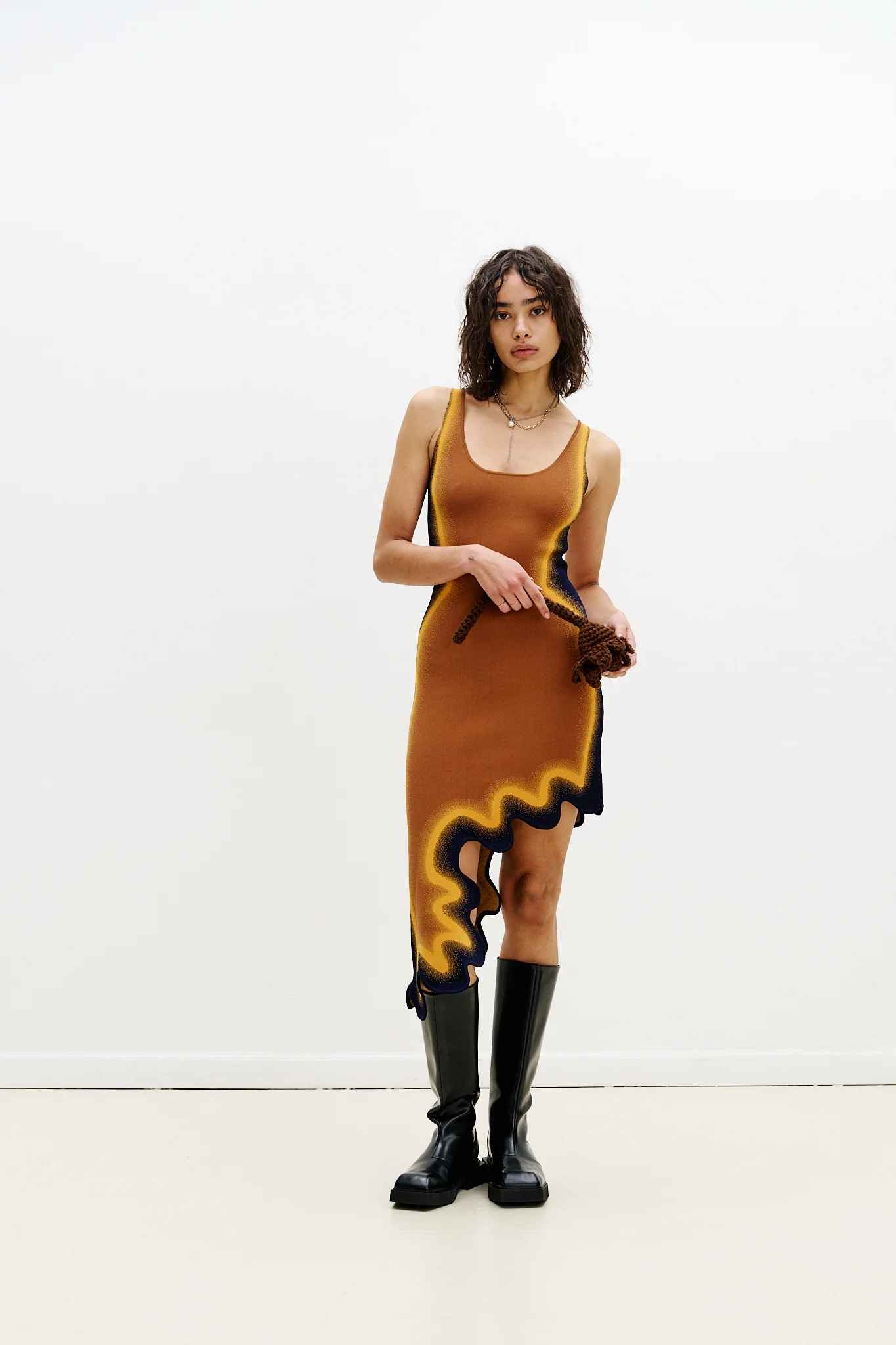 ASTER REVERSIBLE WAVY ASYMMETRIC DRESS - Image 3