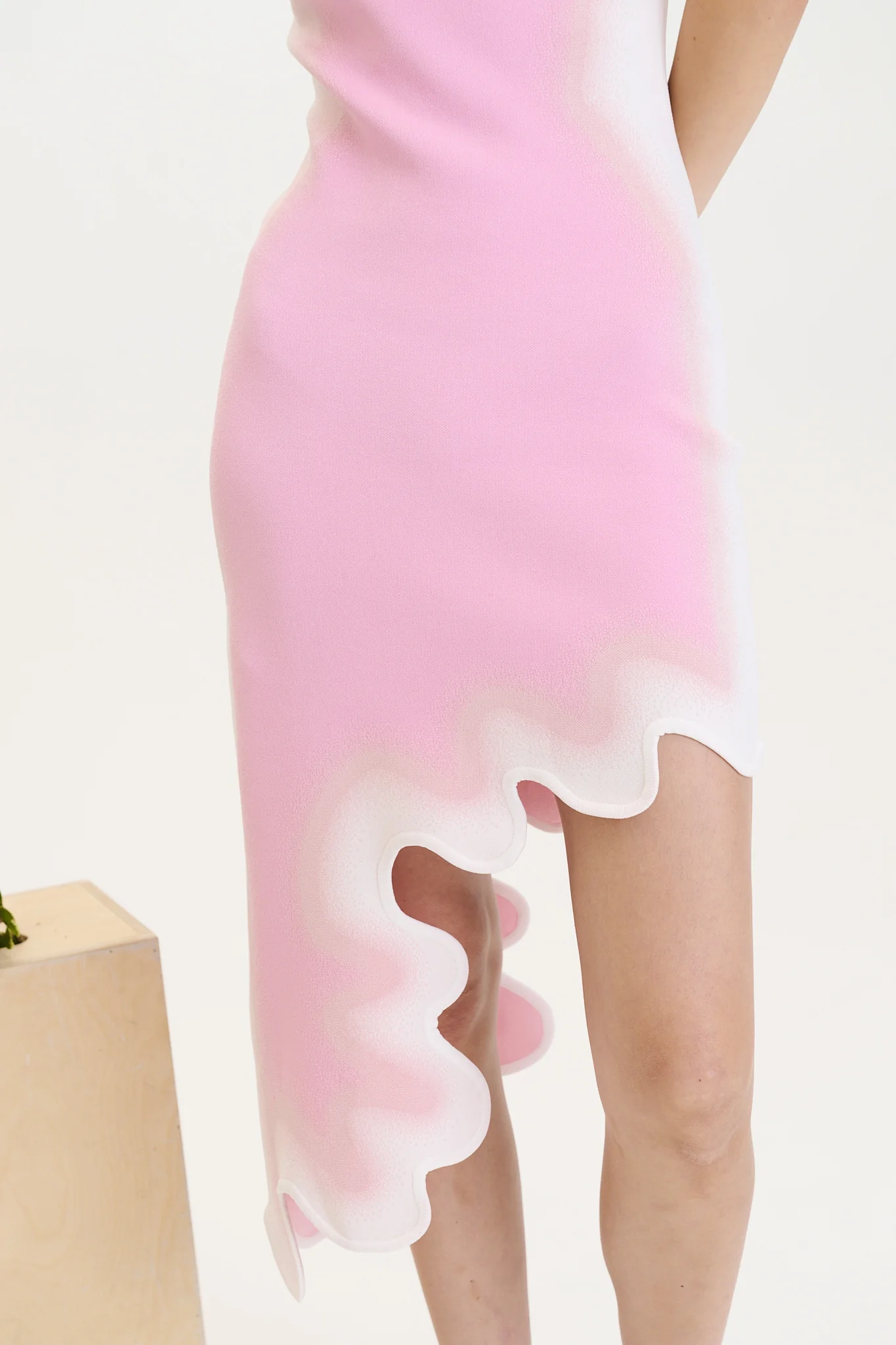 ASTER REVERSIBLE WAVY ASYMMETRIC DRESS - Image 6