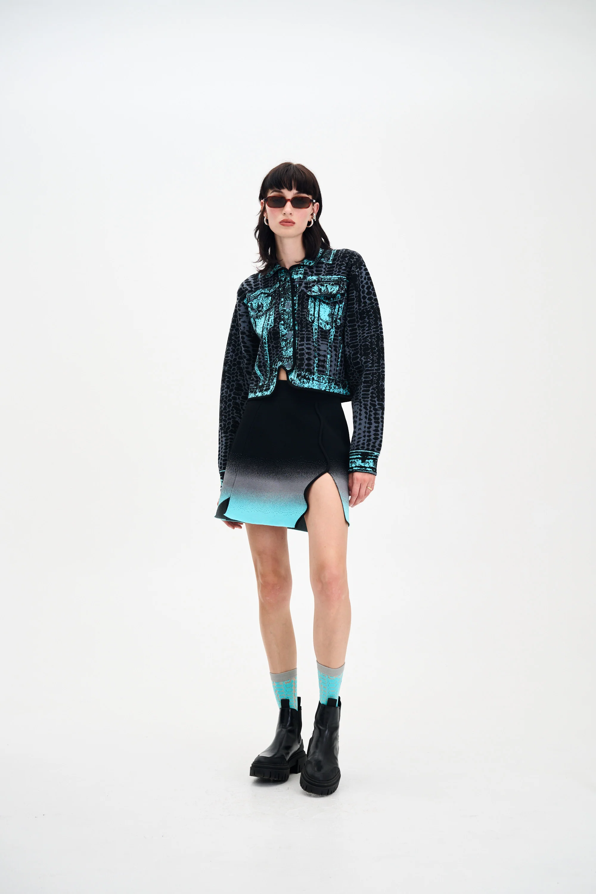 BETTY OVERSIZED CROPPED JACKET - Image 2