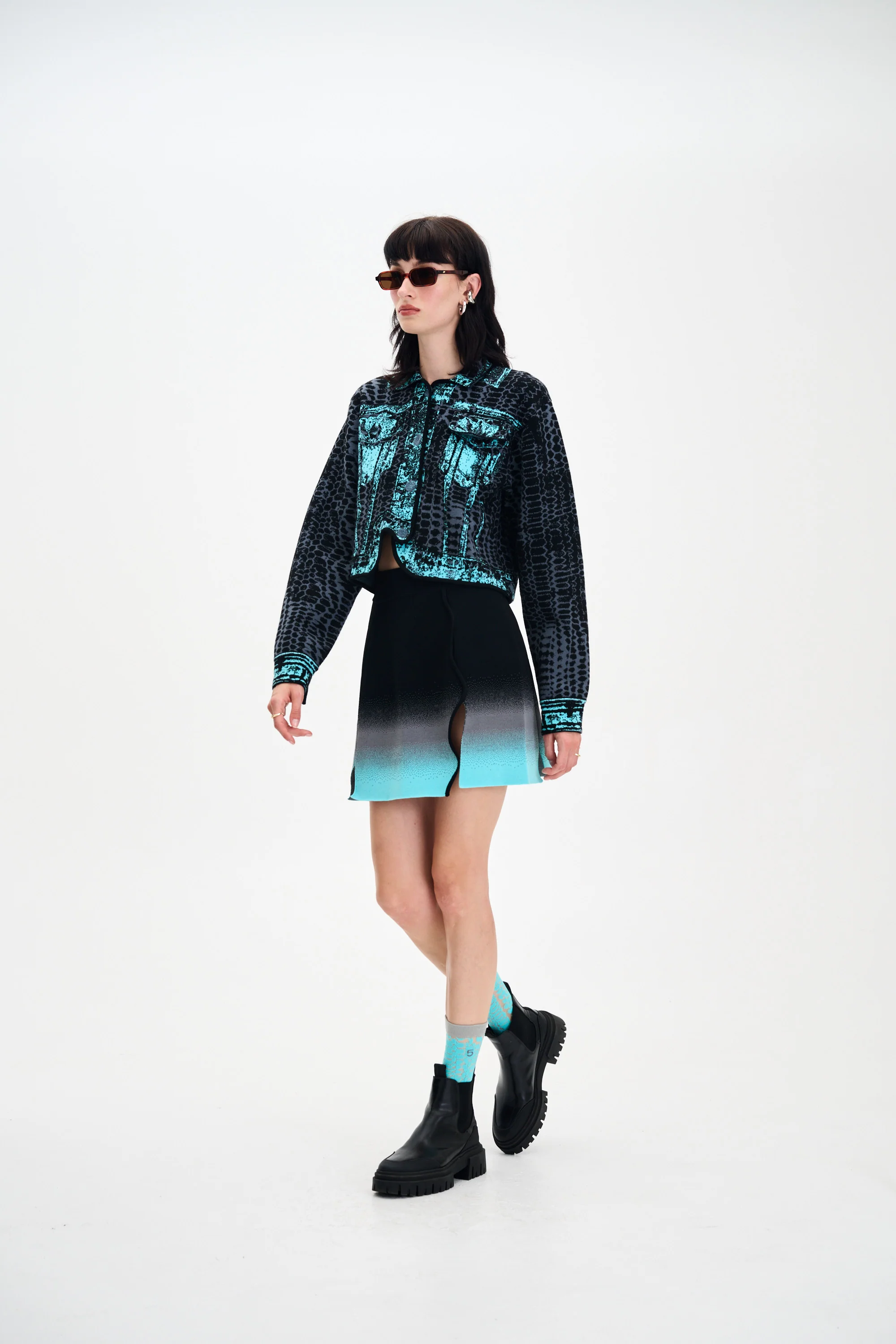 BETTY OVERSIZED CROPPED JACKET - Image 3