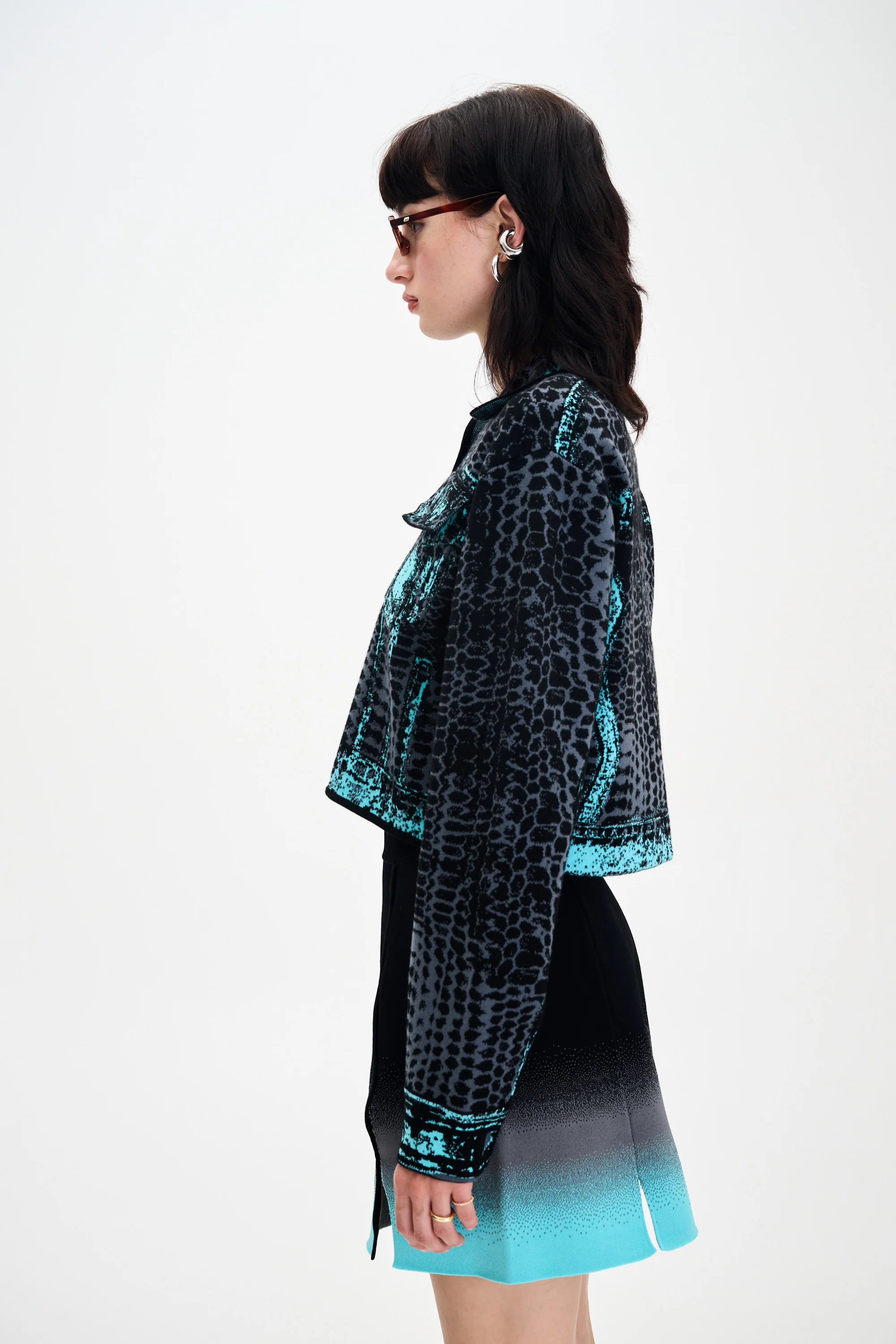 BETTY OVERSIZED CROPPED JACKET - Image 4