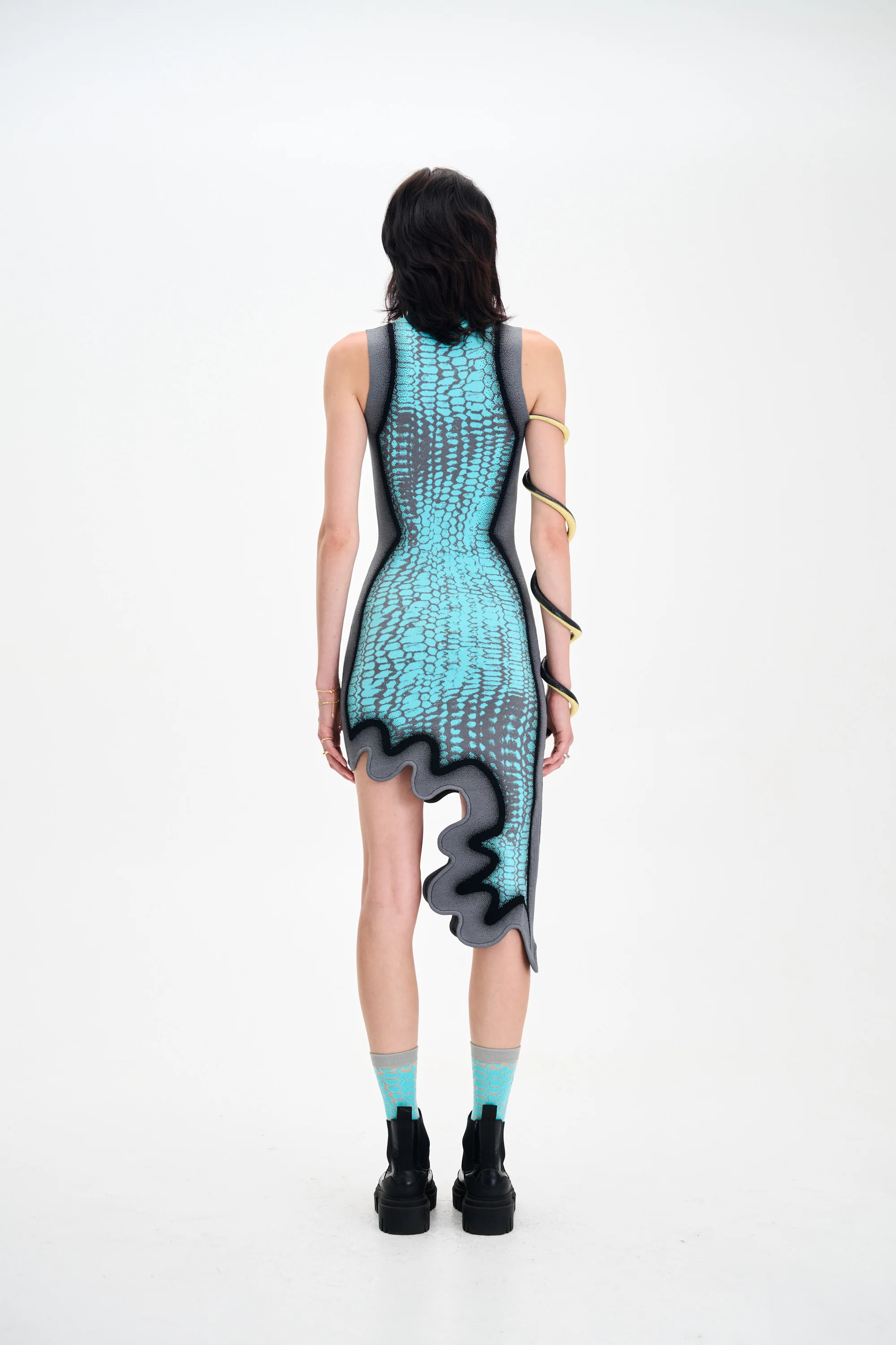 BROOKLYN WAVY ASYMMETRIC DRESS - Image 3