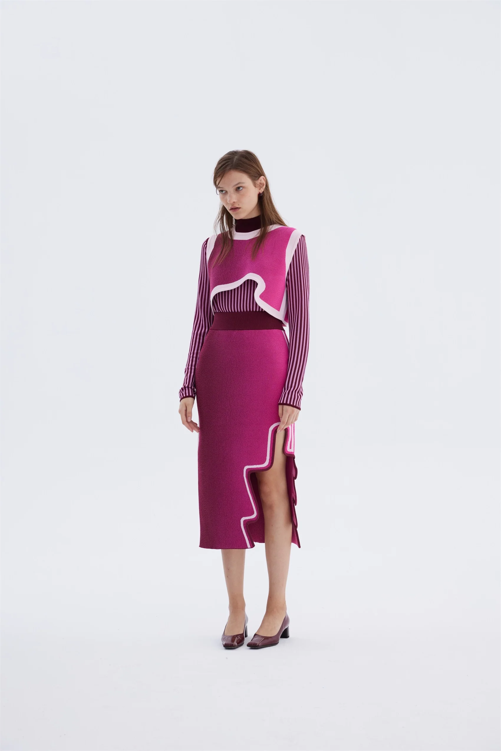 DAHLIA OVERSIZED WAVY CROP TOP - Image 2