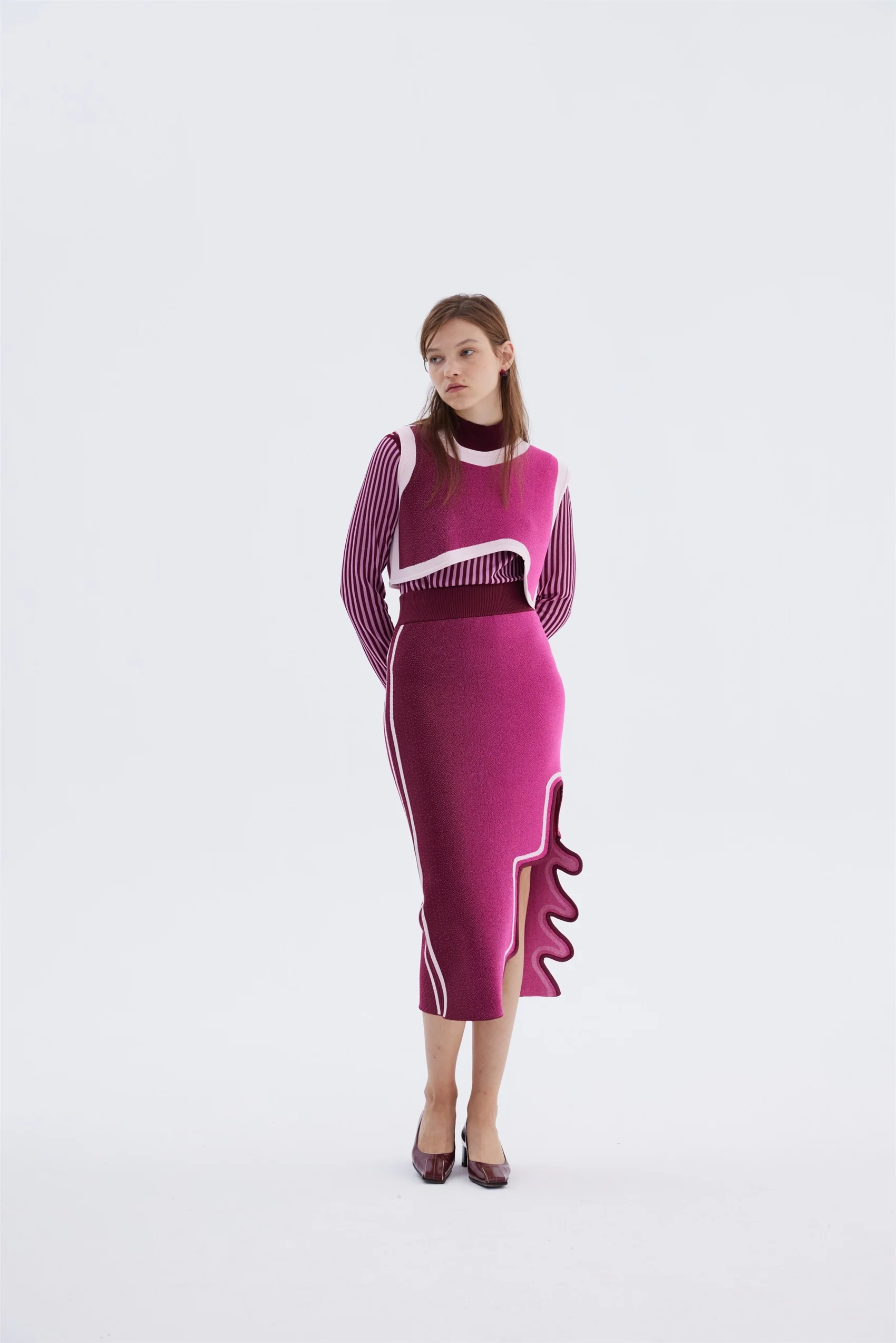 DAHLIA OVERSIZED WAVY CROP TOP - Image 3