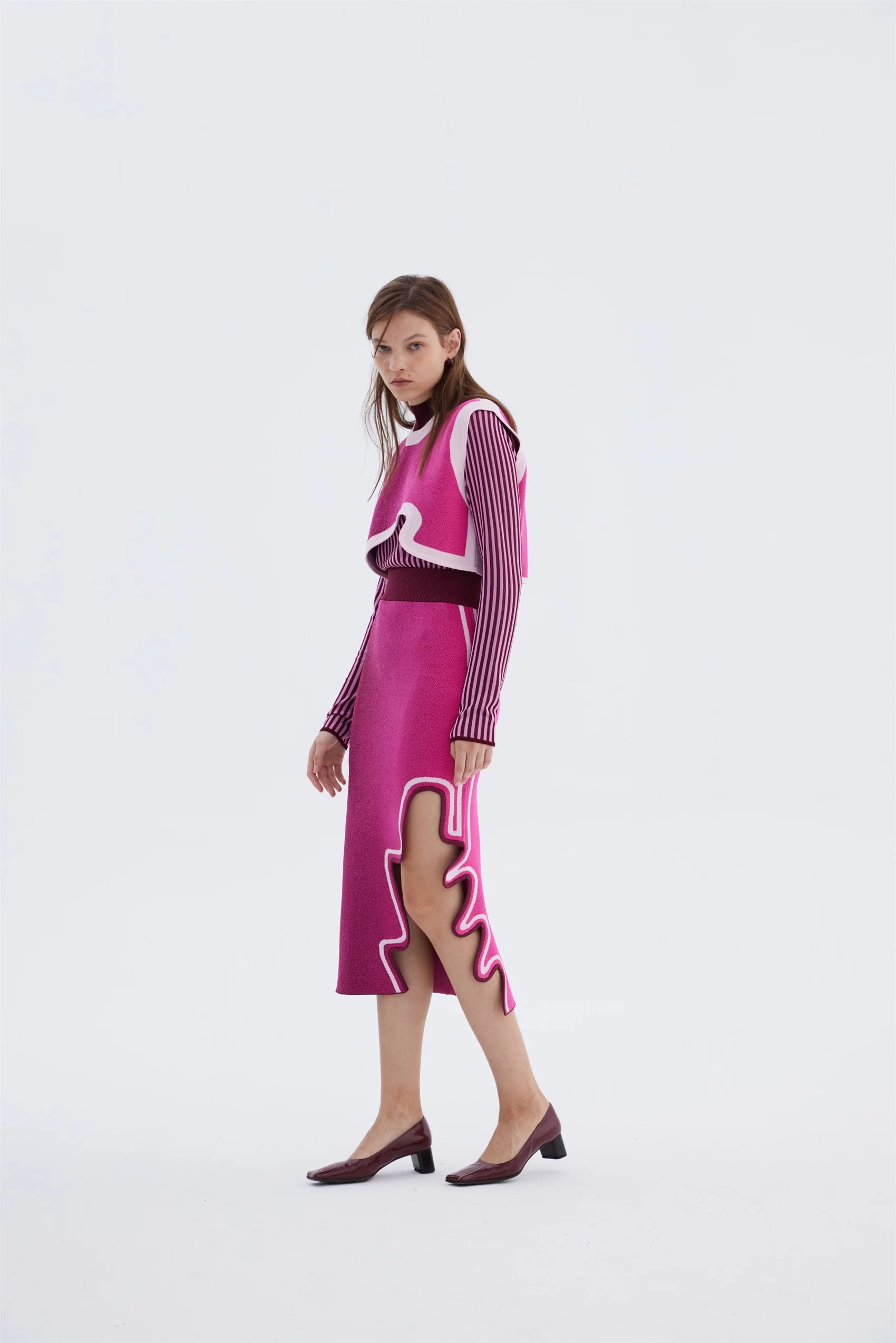 DAHLIA OVERSIZED WAVY CROP TOP - Image 4