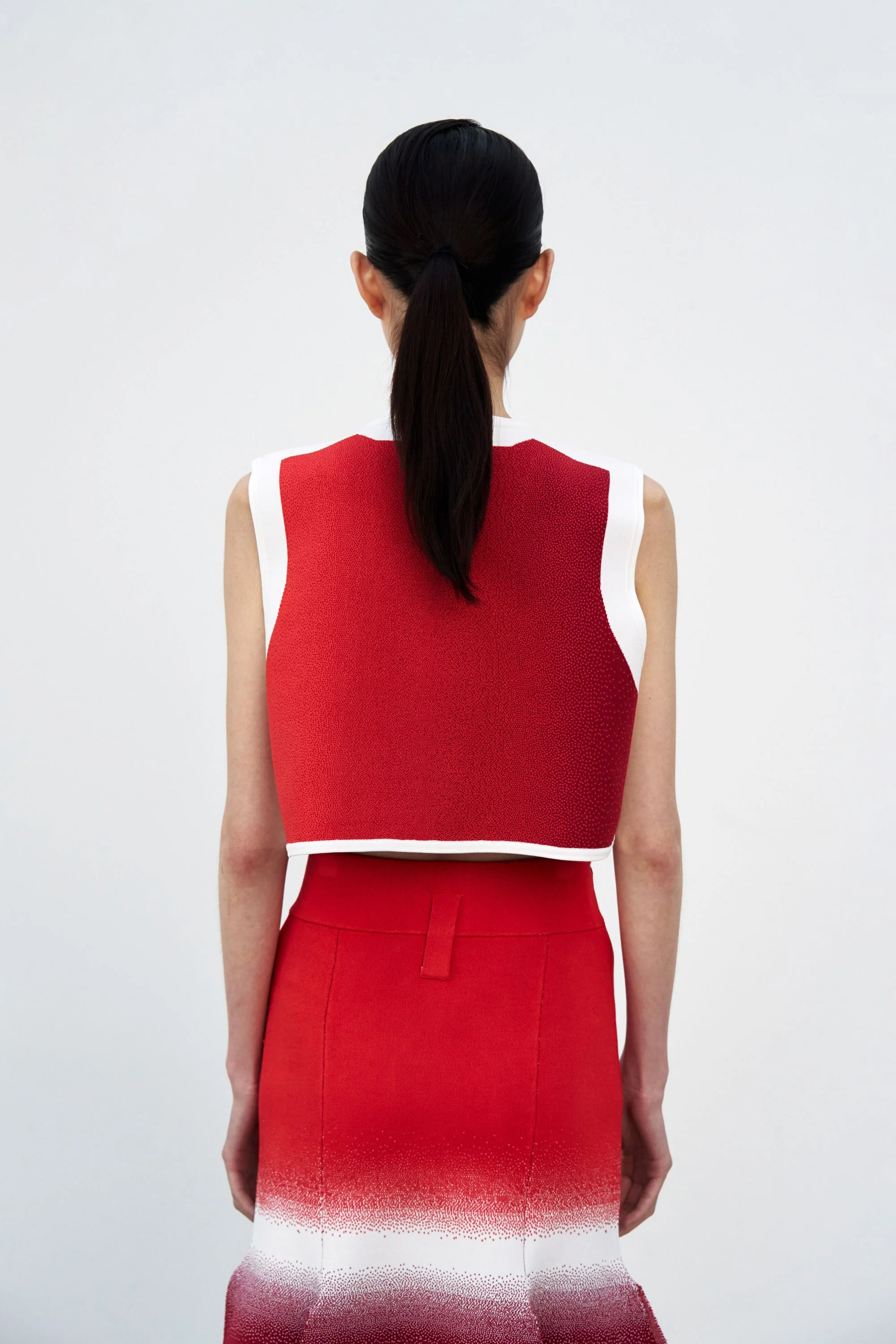 DAHLIA OVERSIZED WAVY CROP TOP - Image 4