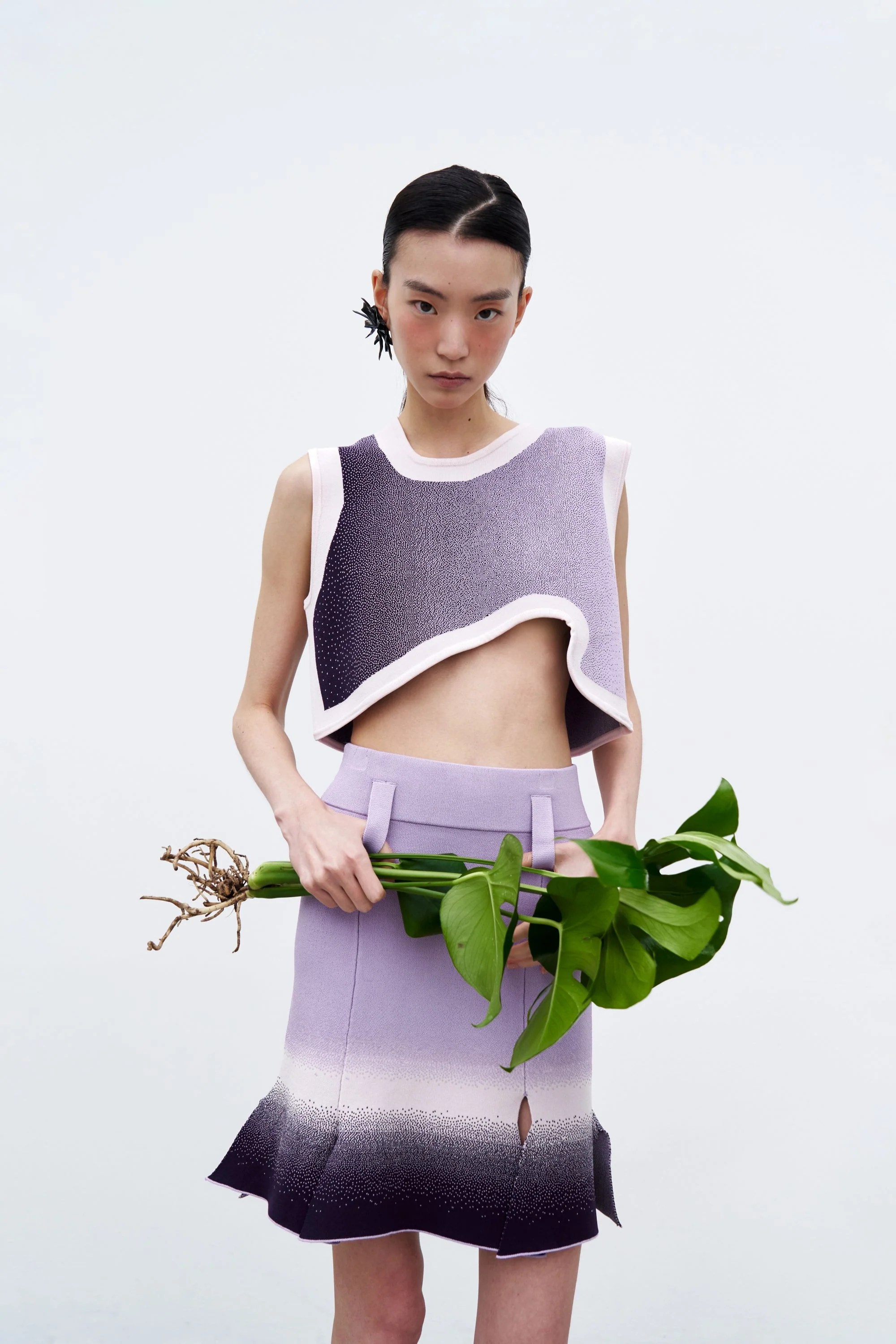 DAHLIA OVERSIZED WAVY CROP TOP - Image 2