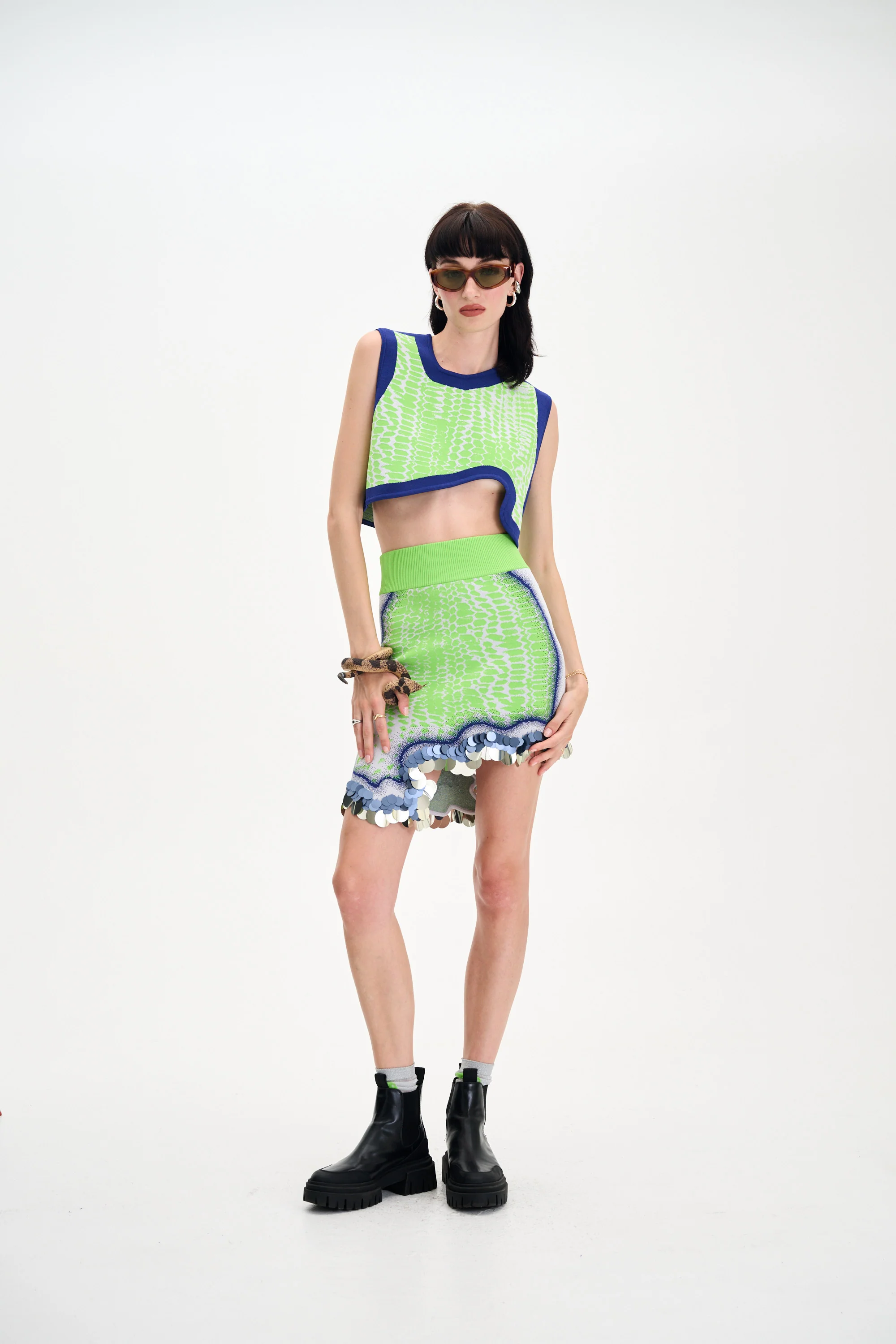 DAHLIA OVERSIZED WAVY CROP TOP - Image 2