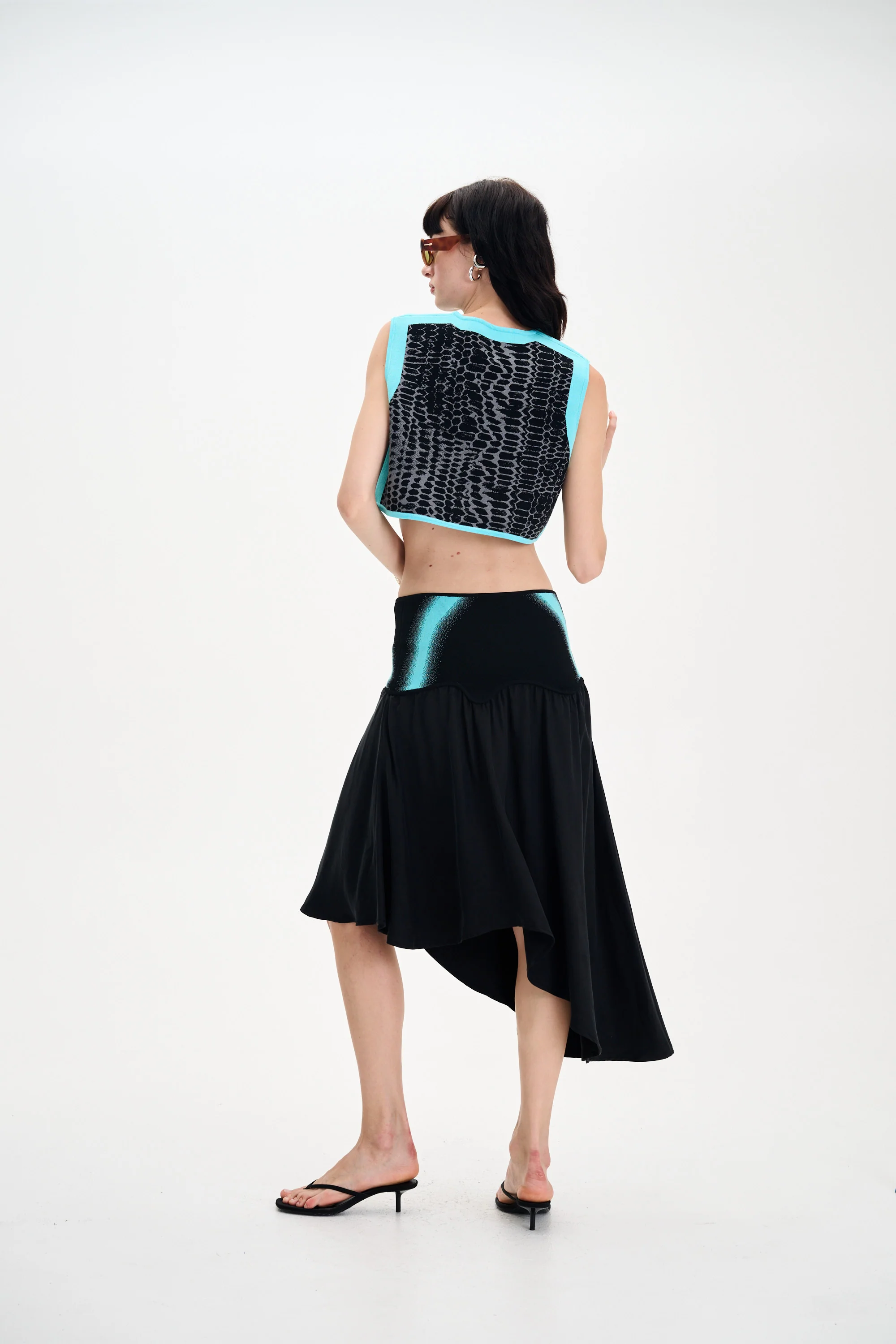 DAHLIA OVERSIZED WAVY CROP TOP - Image 6