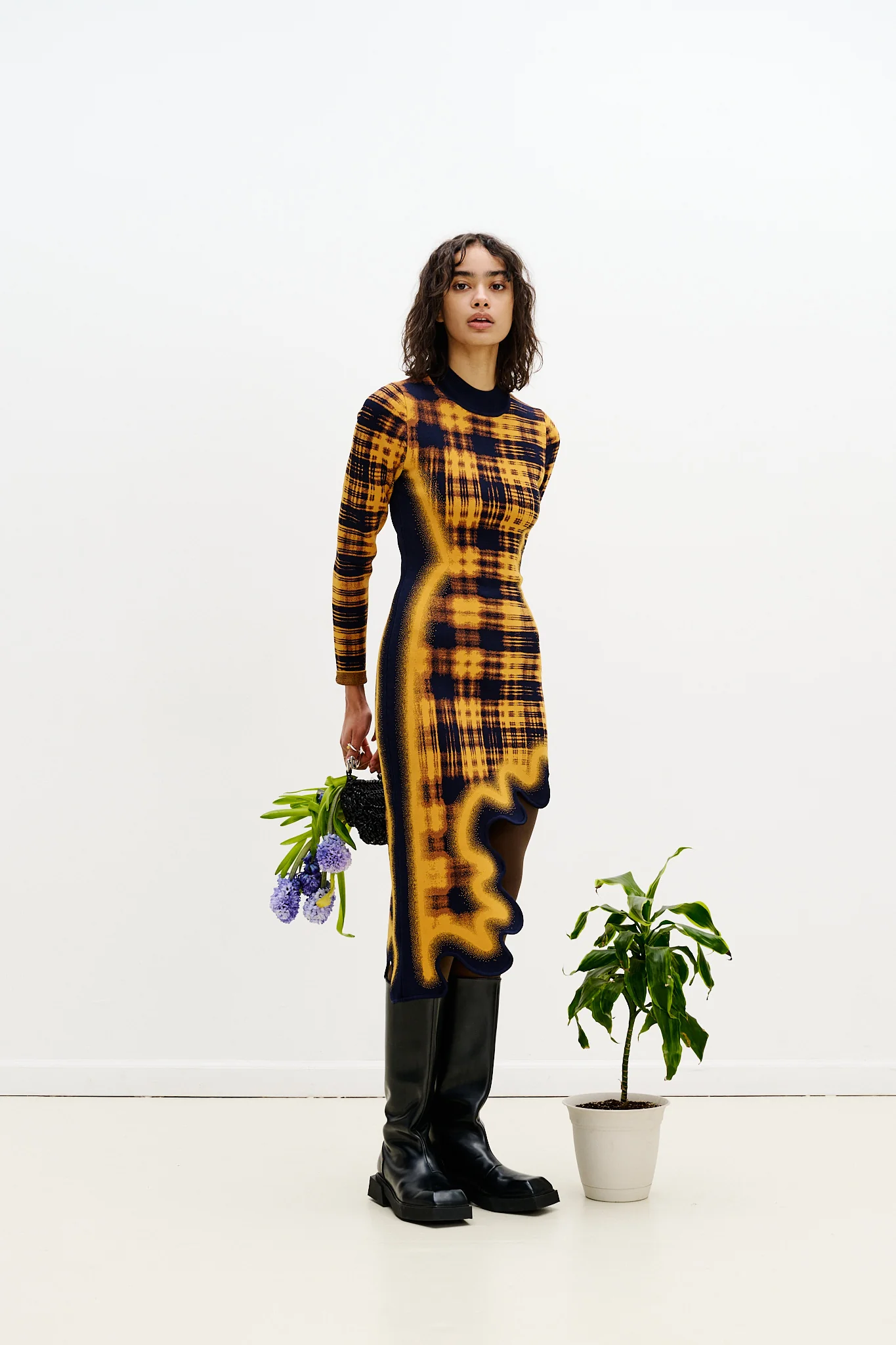 DOBBY LONG SLEEVE WAVY DRESS - Image 5