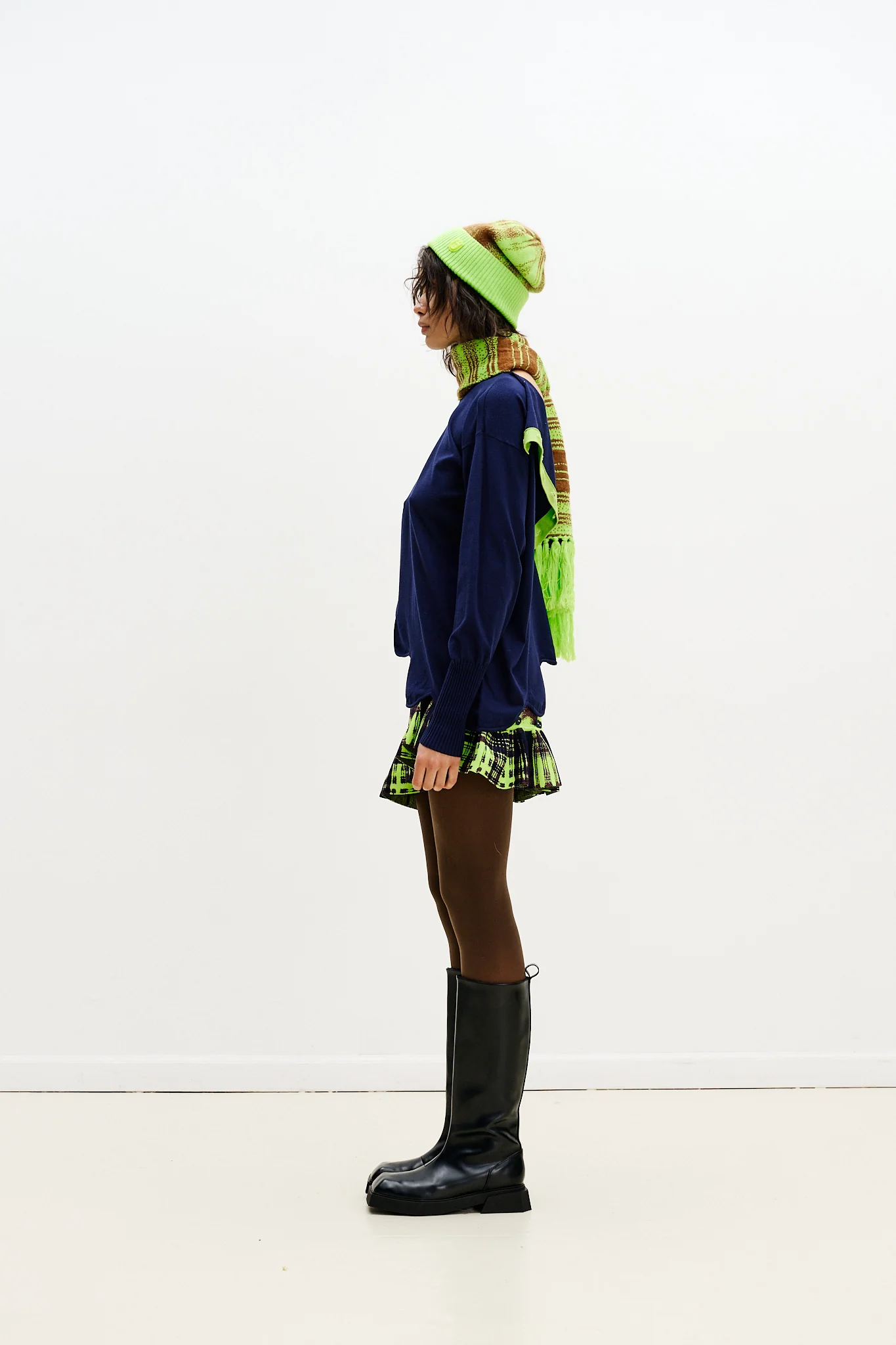 GARLEN WAVY MINI SKIRT - Image 4