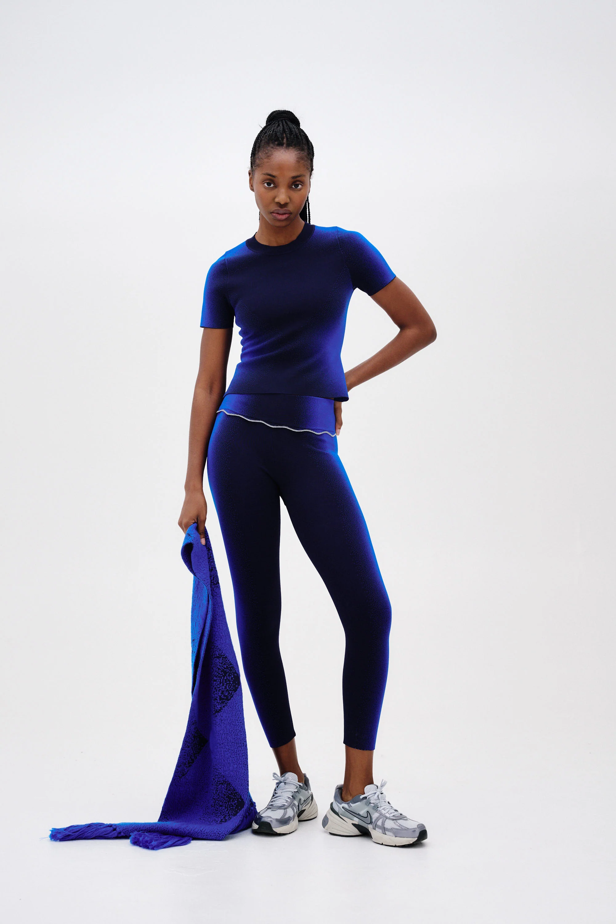 GEN-10 HEAT TECH COMPRESSION T-SHIRT - Image 2