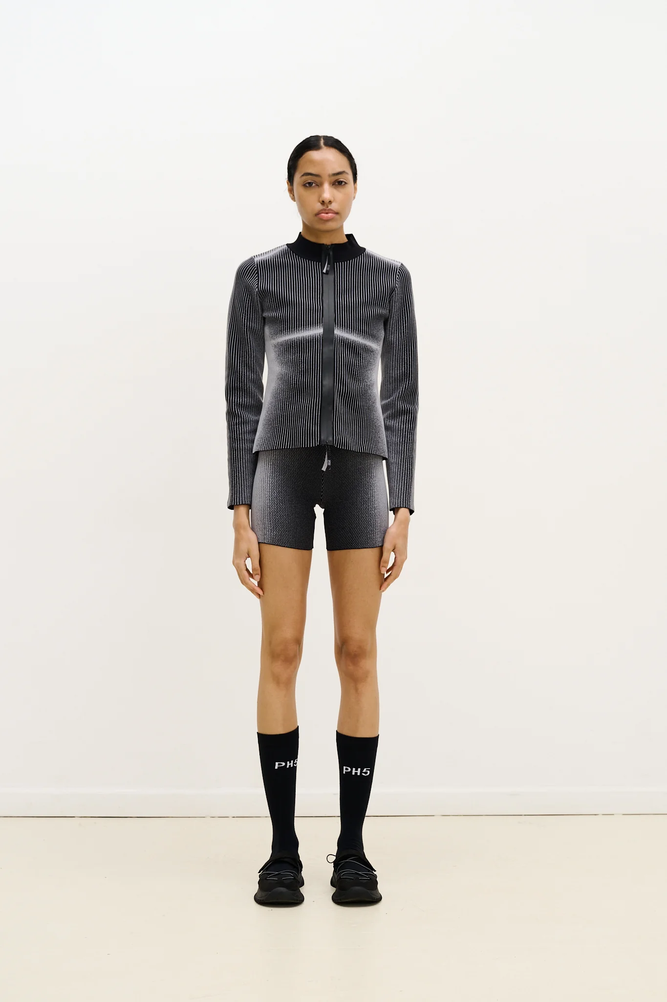 GEN 11 COMPRESSION JACKET - Image 3