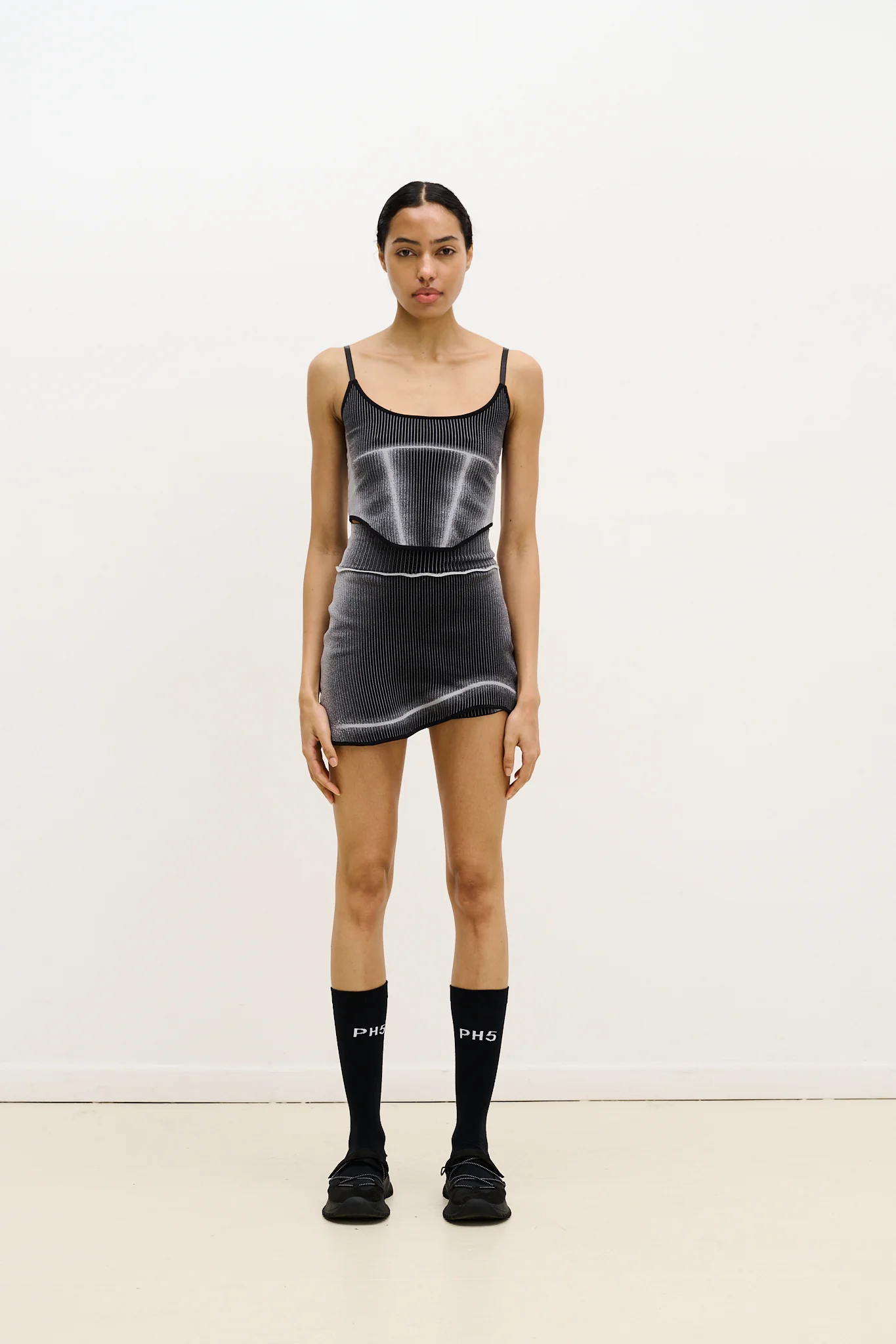 GEN 11 COMPRESSION TENNIS SKORT - Image 2