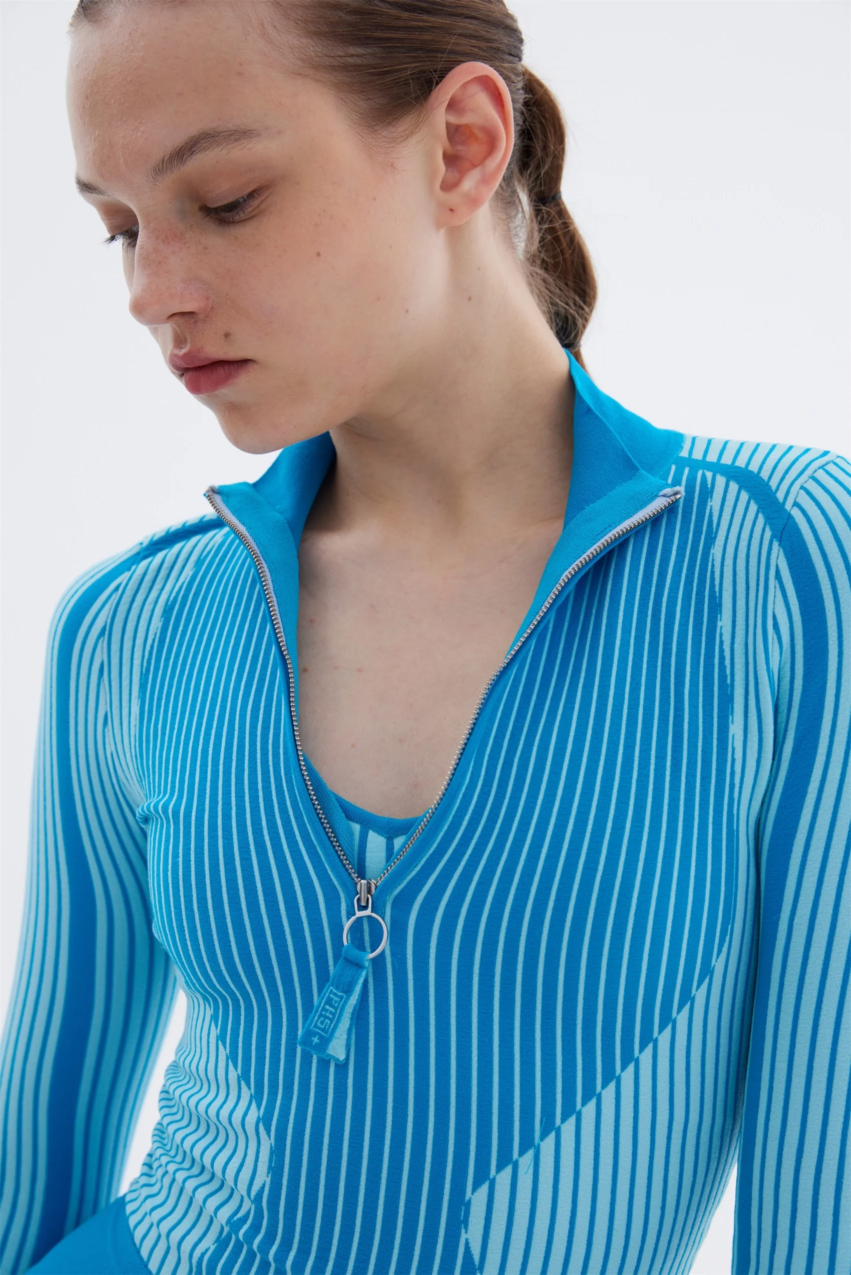 GEN-7 ECO COMPRESSION CROP TOP - Image 5
