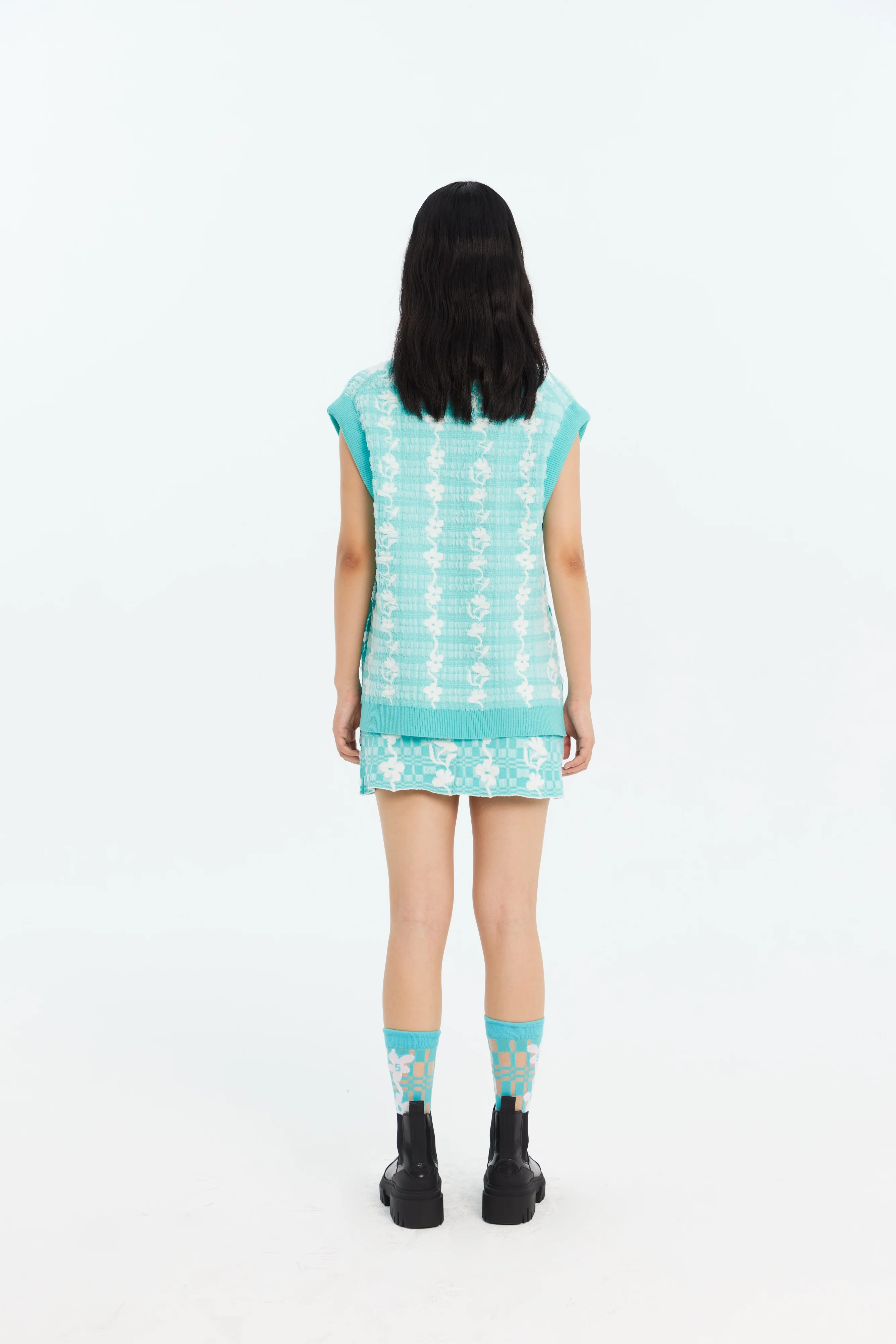 GERRY OVERSIZED FLORAL STITCH ECO VEST - Image 4