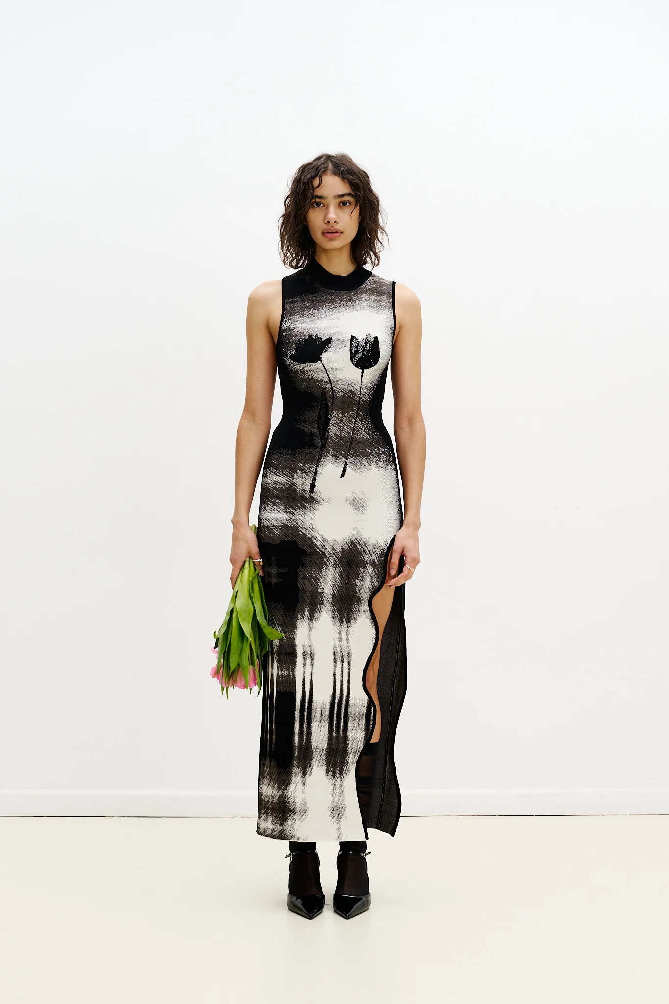 YUKI UV REACTIVE MAXI DRESS - Image 2