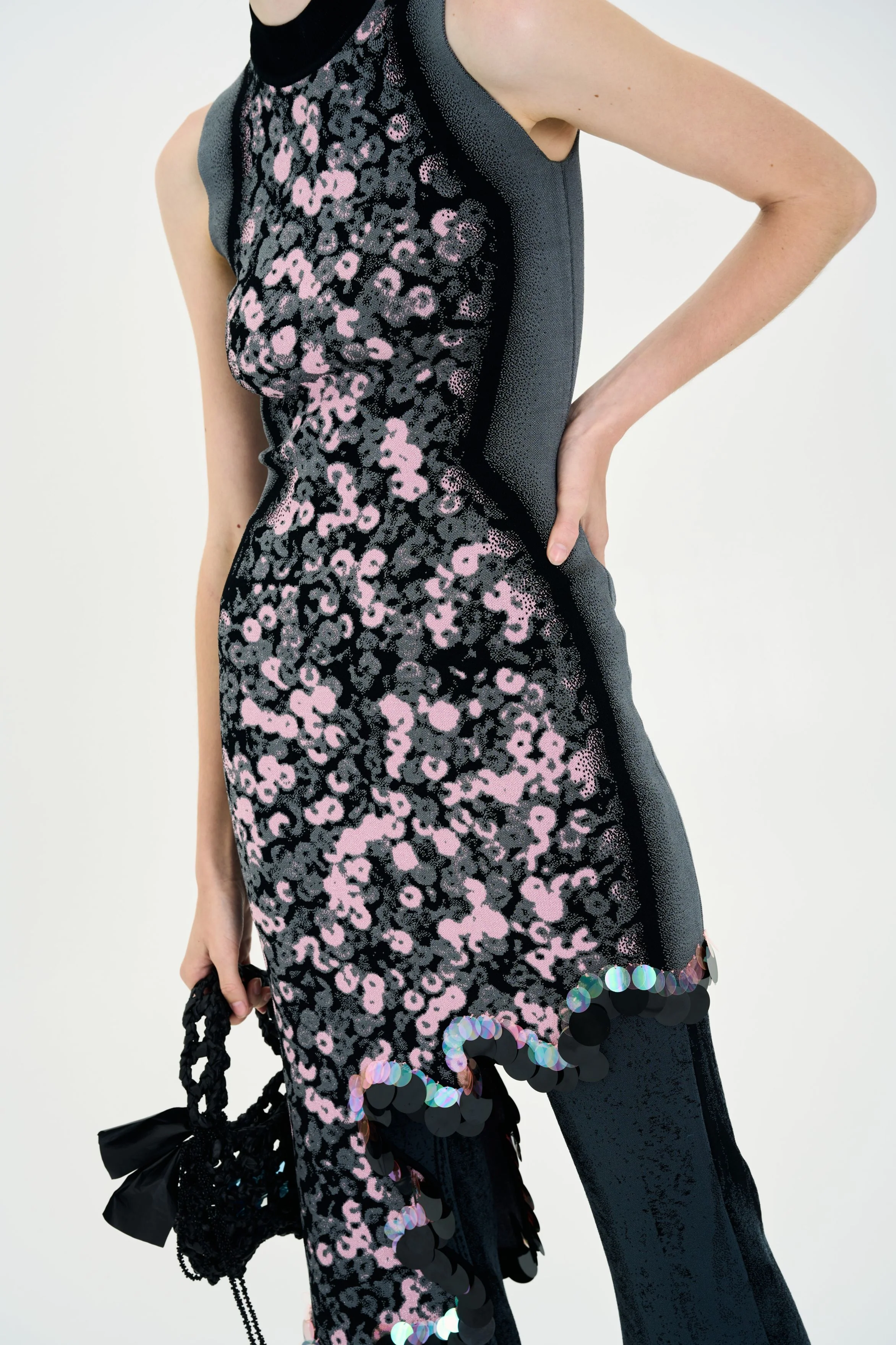 IRIS SIGNATURE WAVY DRESS WITH SEQUINS - Image 5