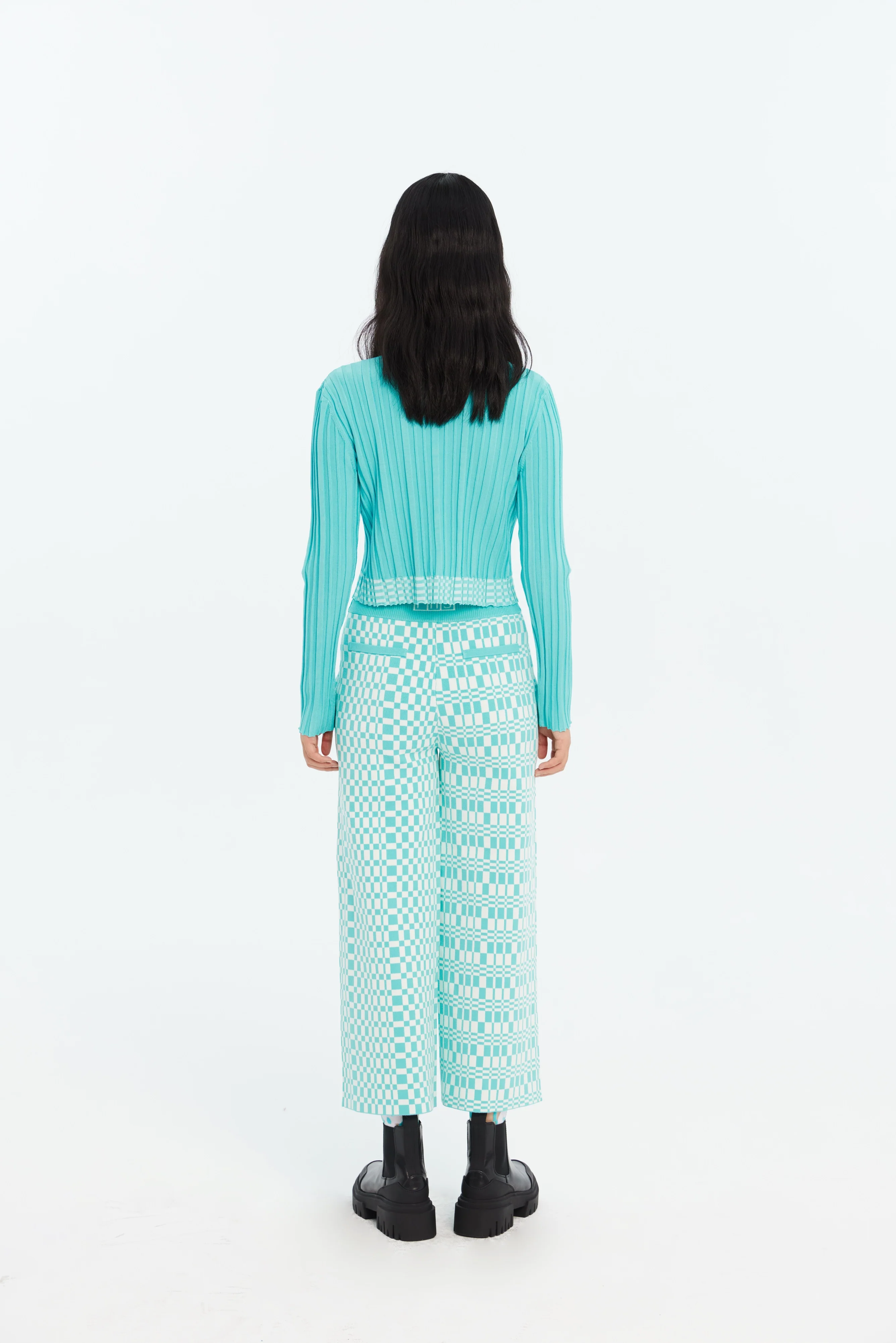 JAN ECO CROPPED LONG SLEEVE TOP - Image 3
