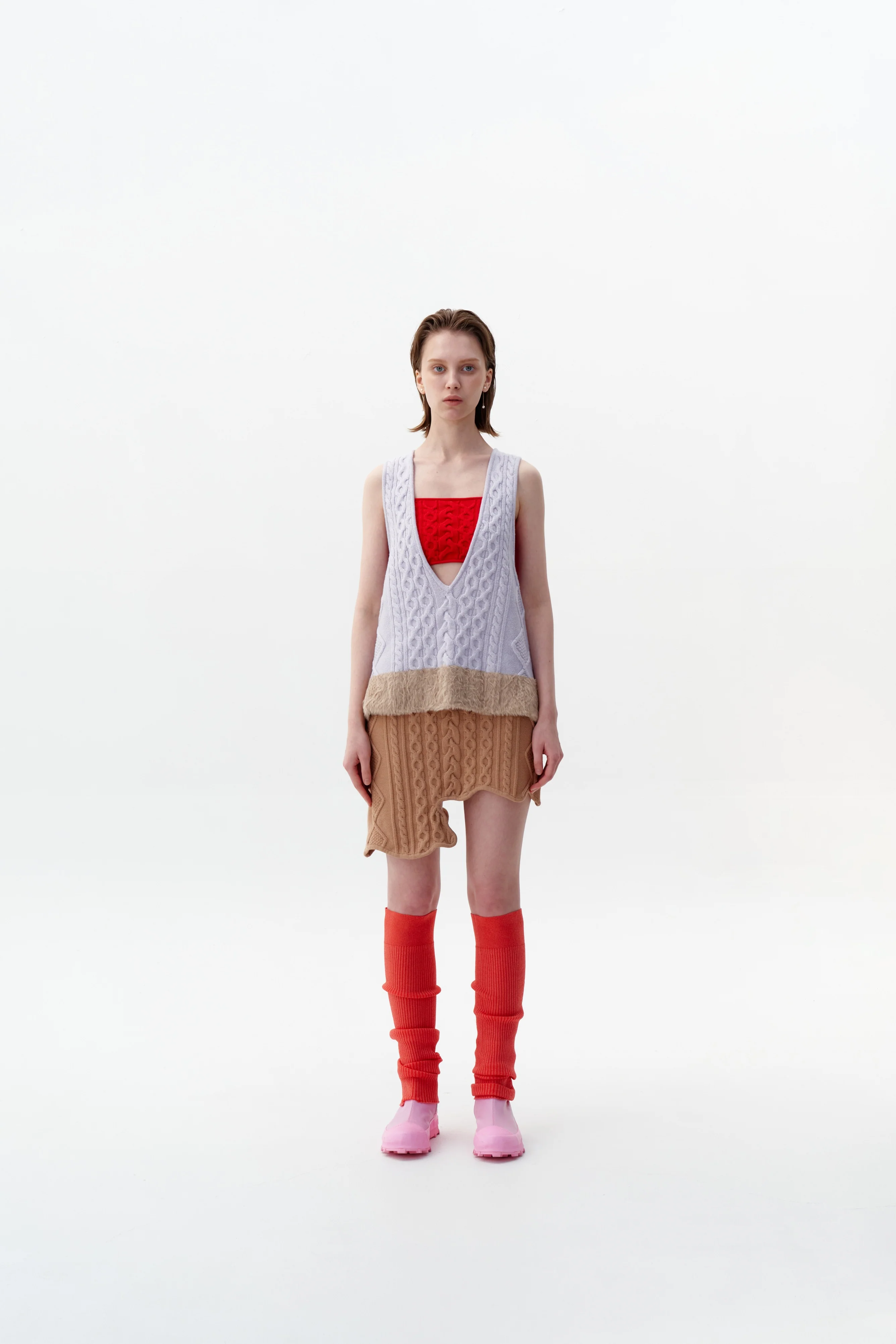 KEPLER MIXED CABLE KNIT VEST - Image 2
