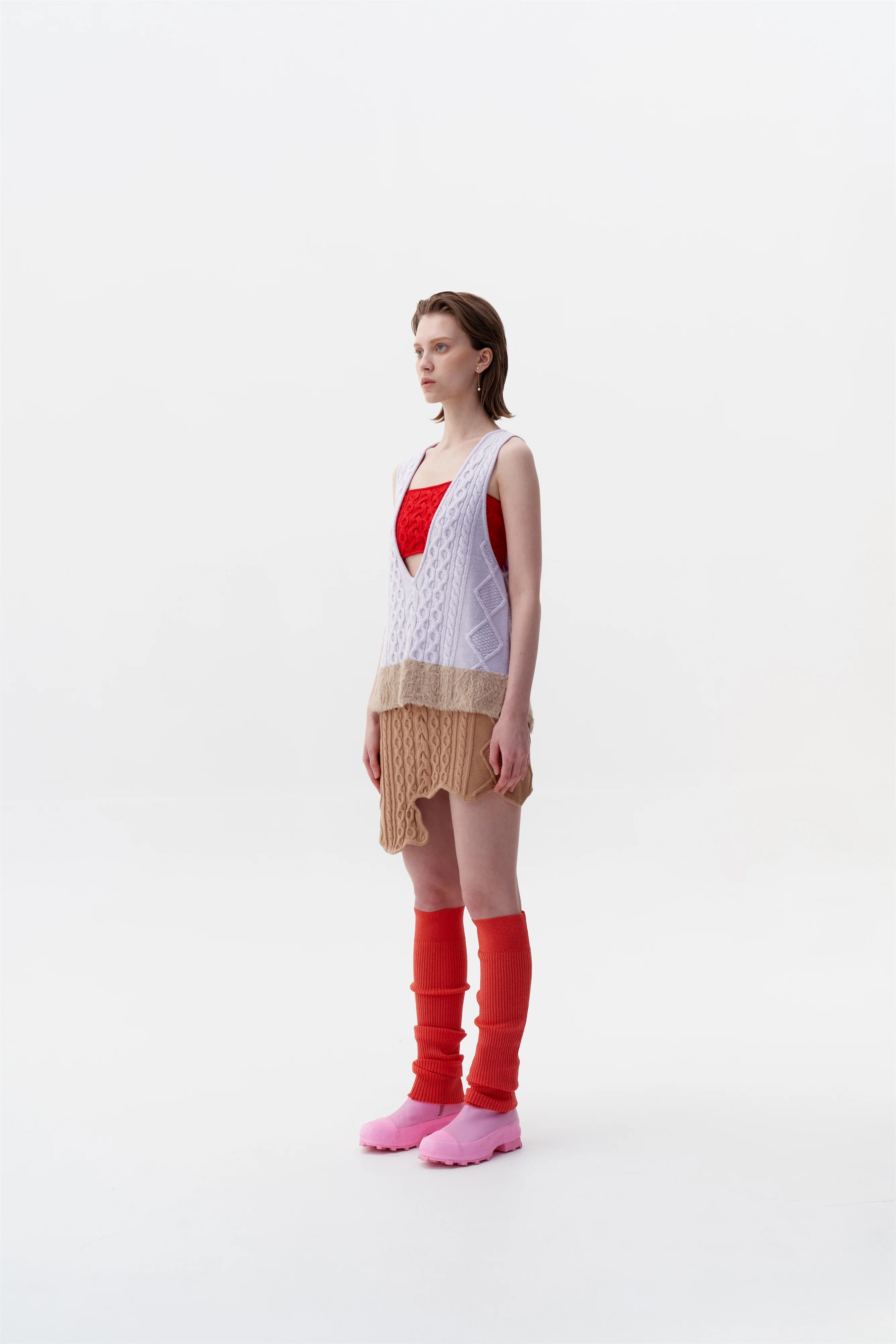 KEPLER MIXED CABLE KNIT VEST - Image 3