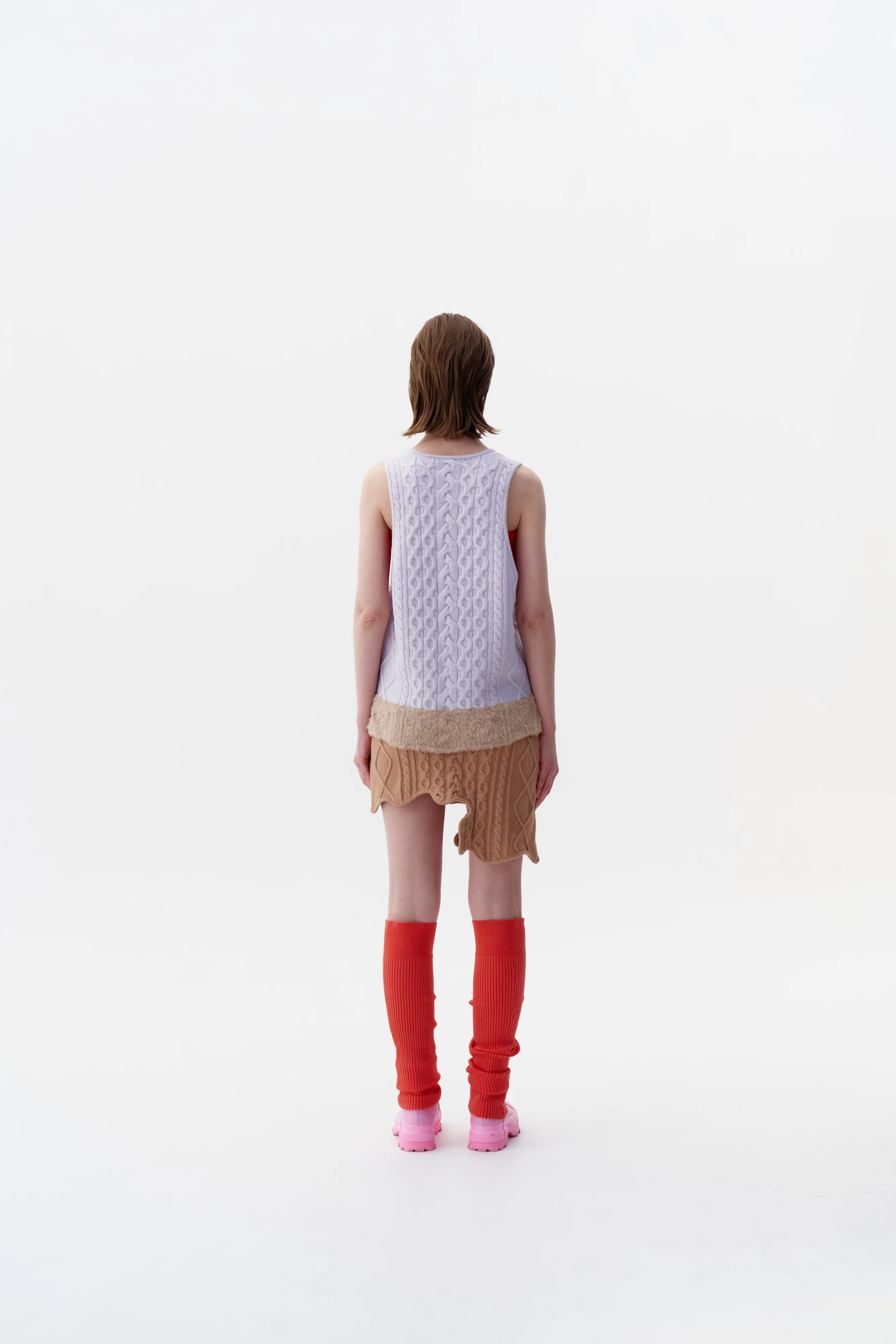KEPLER MIXED CABLE KNIT VEST - Image 4