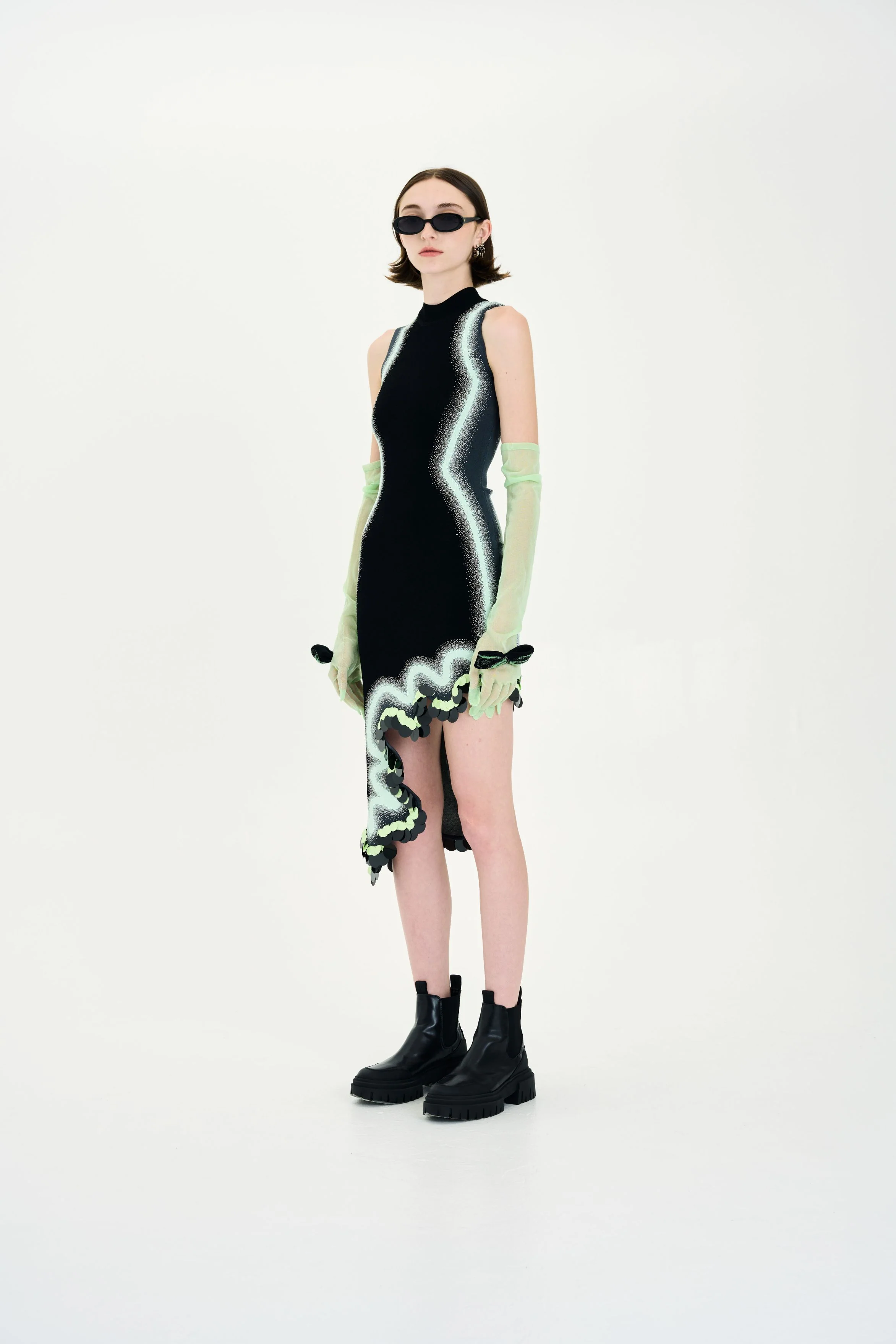 LILA SIGNATURE WAVY DRESS WITH SEQUINS - Image 3