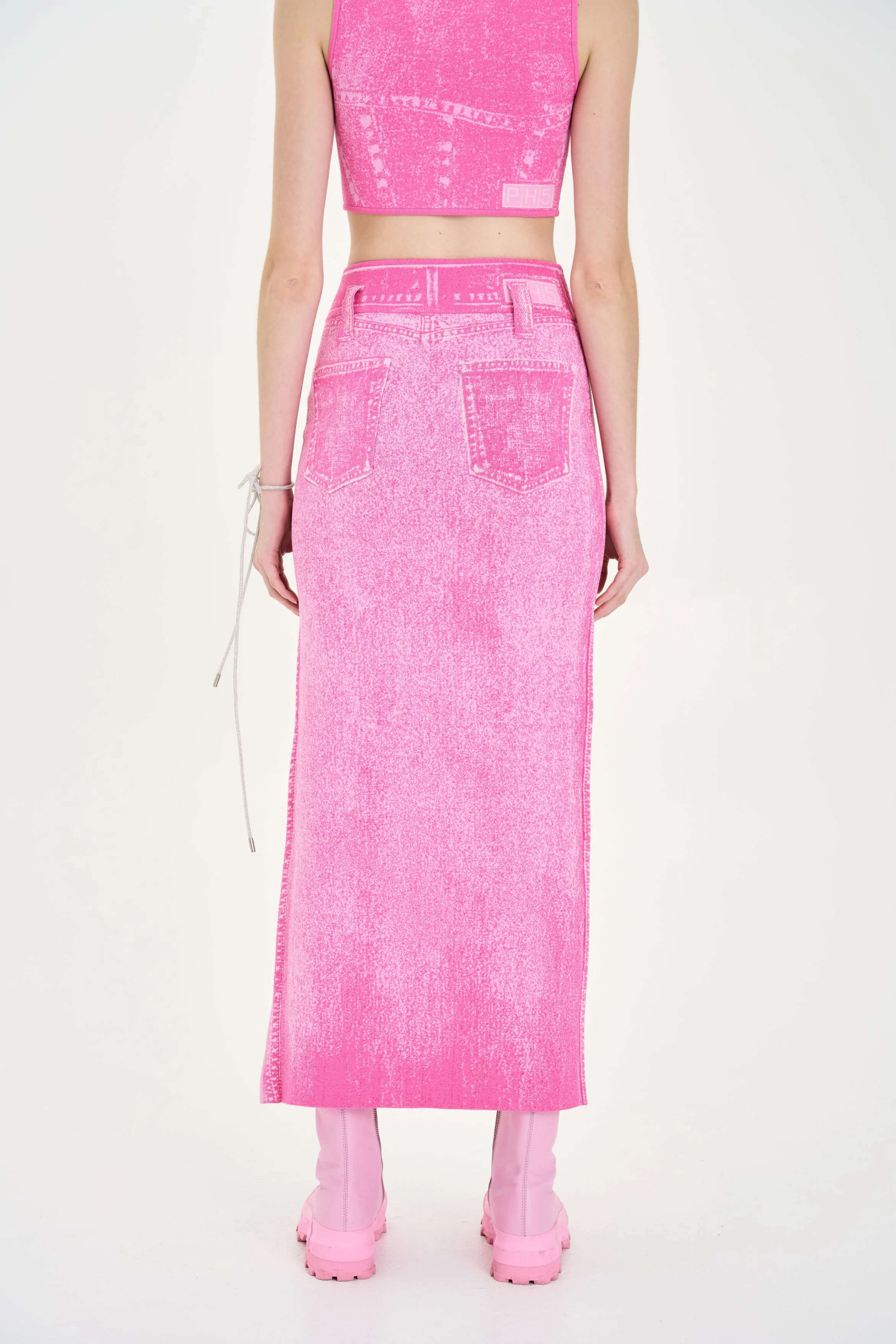 LILY DENIM PRINT WAVY LONG SKIRT - Image 4