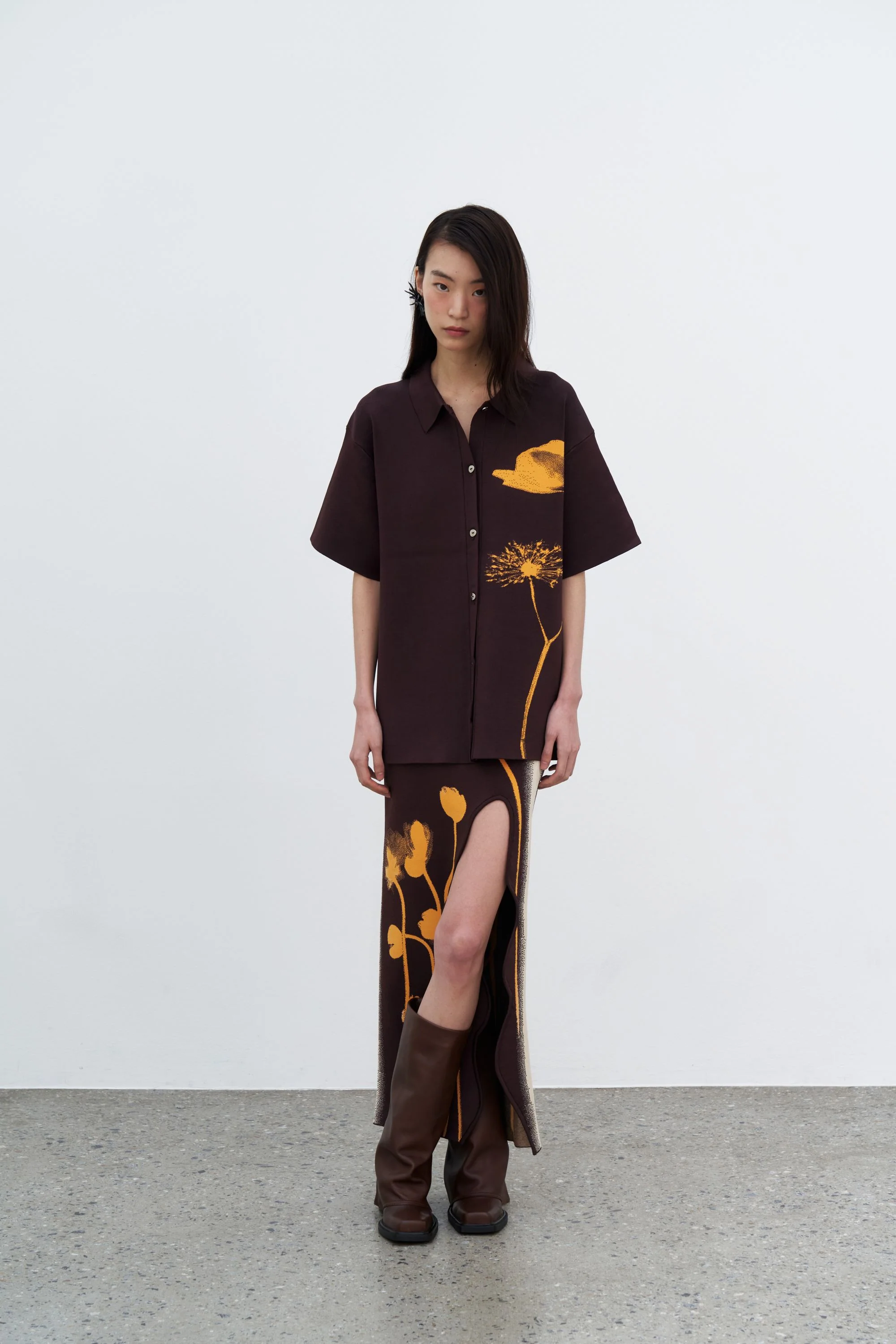 LILY FLOWER PRINT WAVY MIDI SKIRT - Image 3