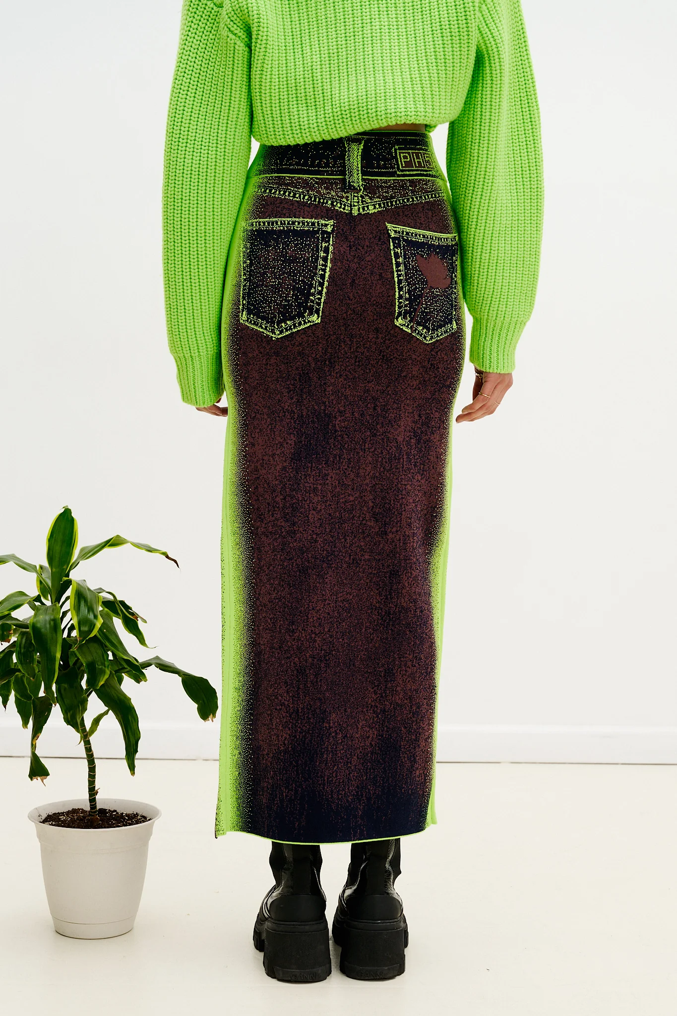LILY WAVY MIDI DENIM SKIRT - Image 3
