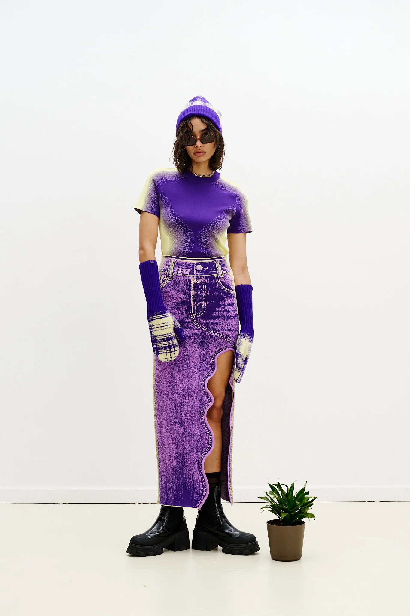LILY WAVY MIDI DENIM SKIRT - Image 3