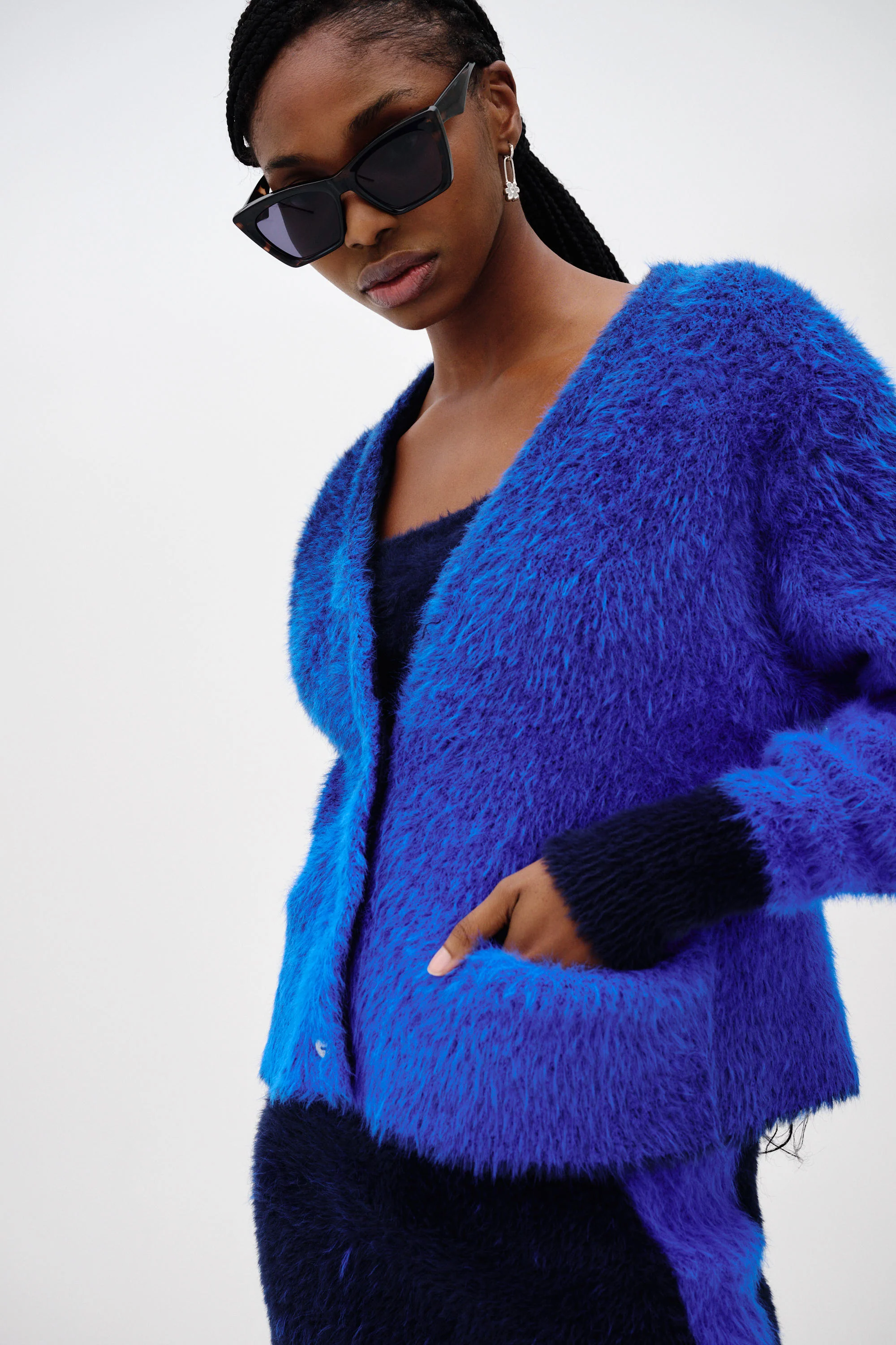 OZZY FAUX FUR OVERSIZED CARDIGAN - Image 5