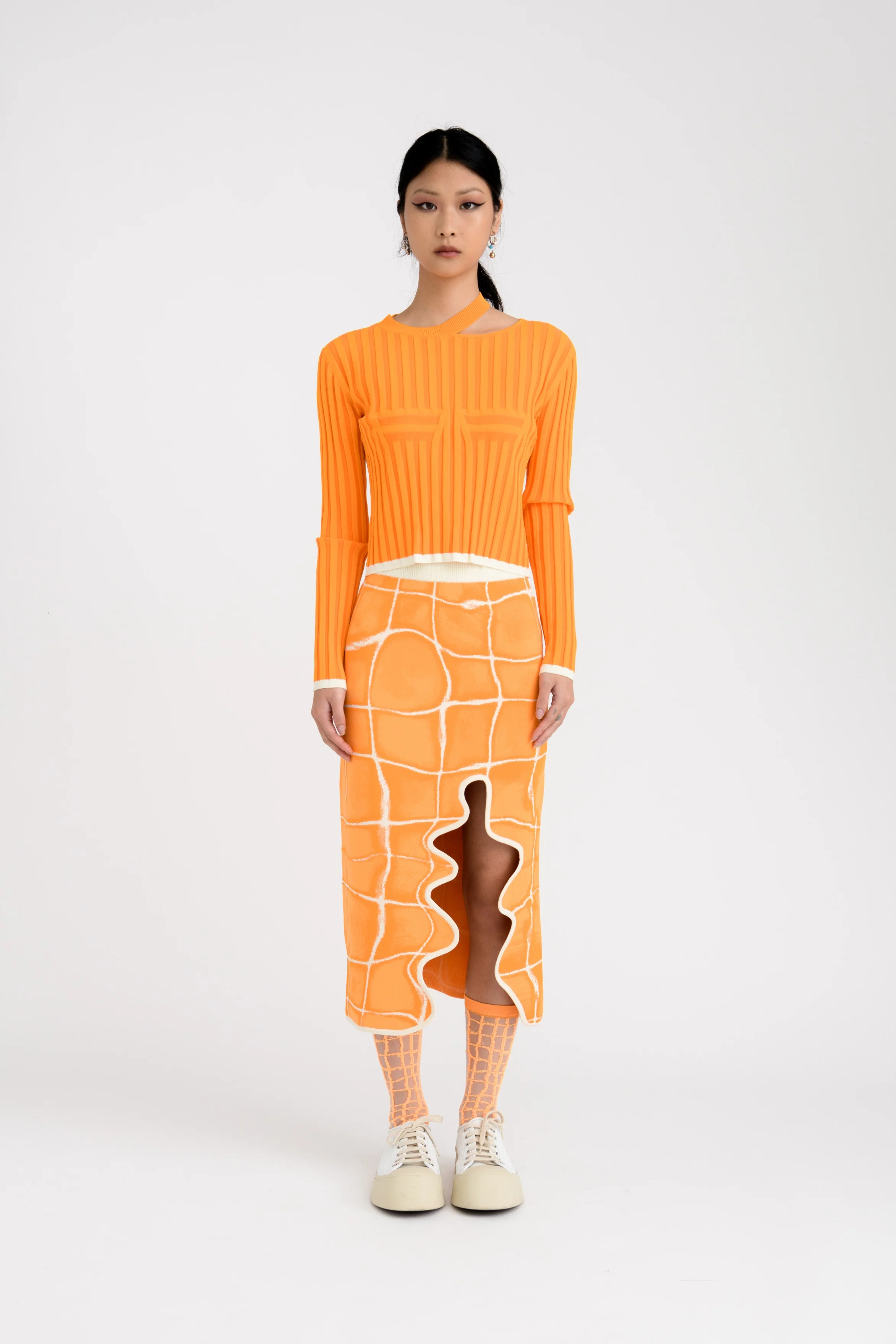 PIPE LONG SLEEVE CROPPED TOP - Image 2