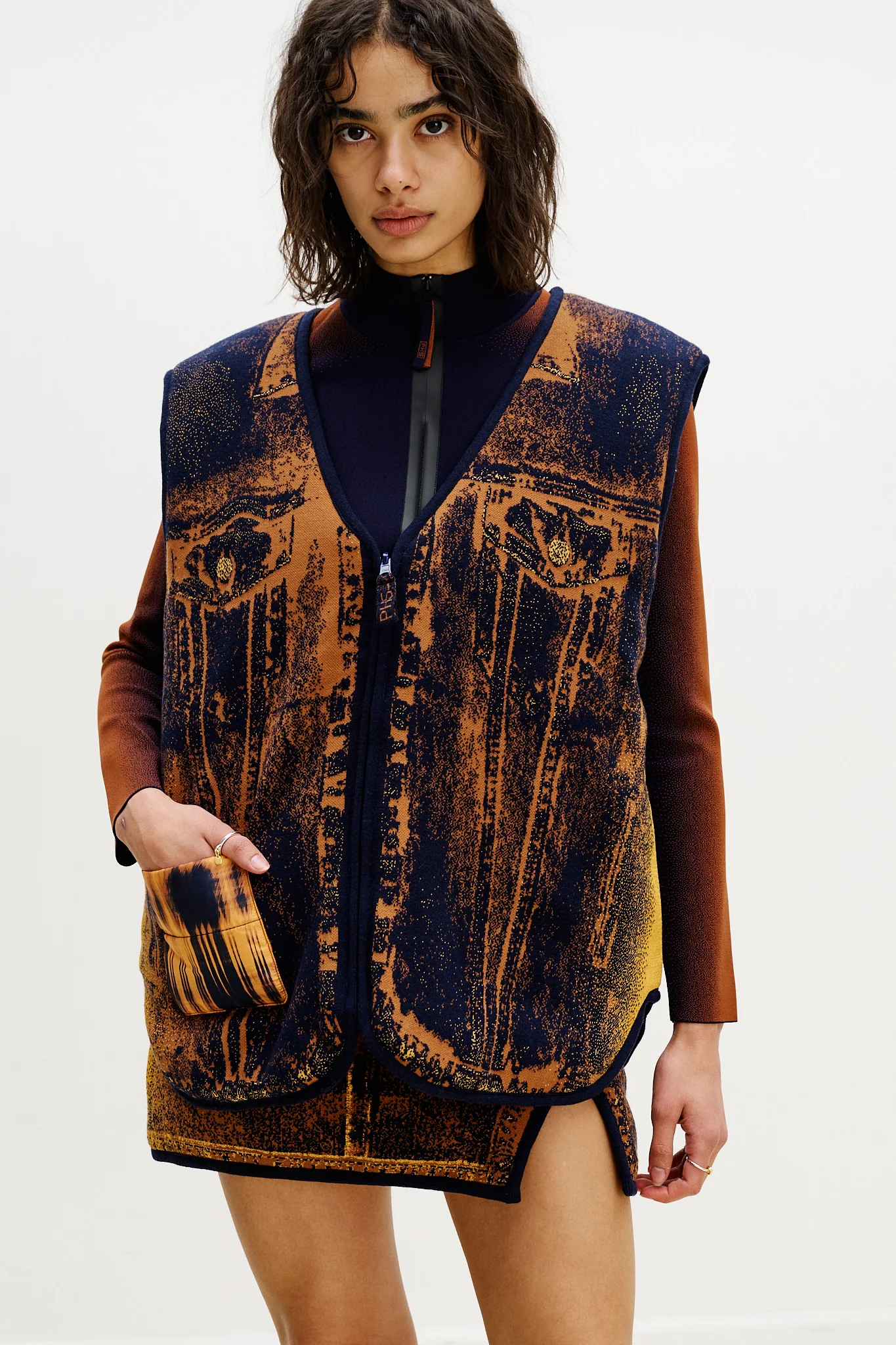 RHODA REVERSIBLE QUILTED SKIRT - Image 4