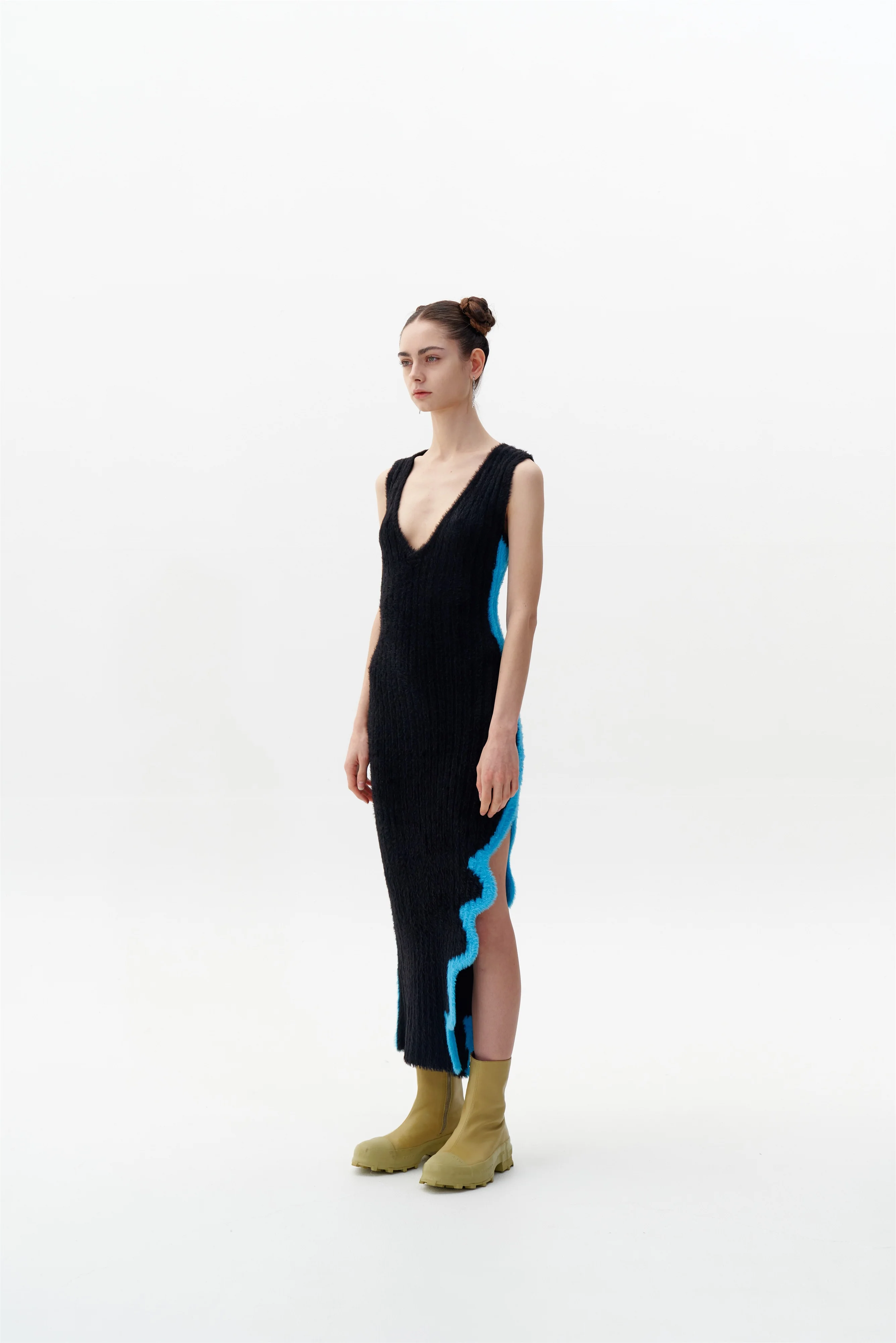 SATURN ECO FAUX FUR REVERSIBLE LONG DRESS WITH SIDE SLIT - Image 2