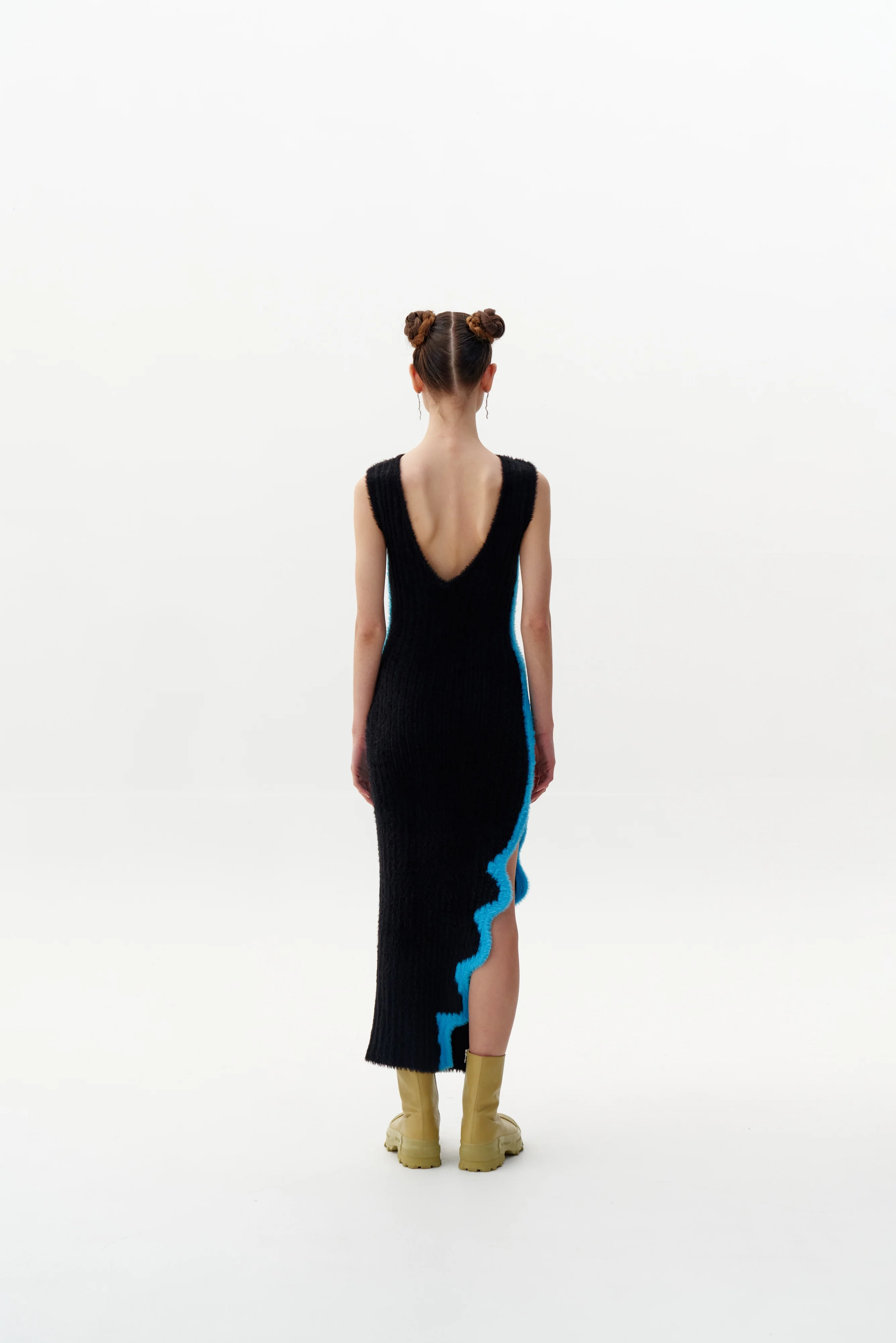 SATURN ECO FAUX FUR REVERSIBLE LONG DRESS WITH SIDE SLIT - Image 6