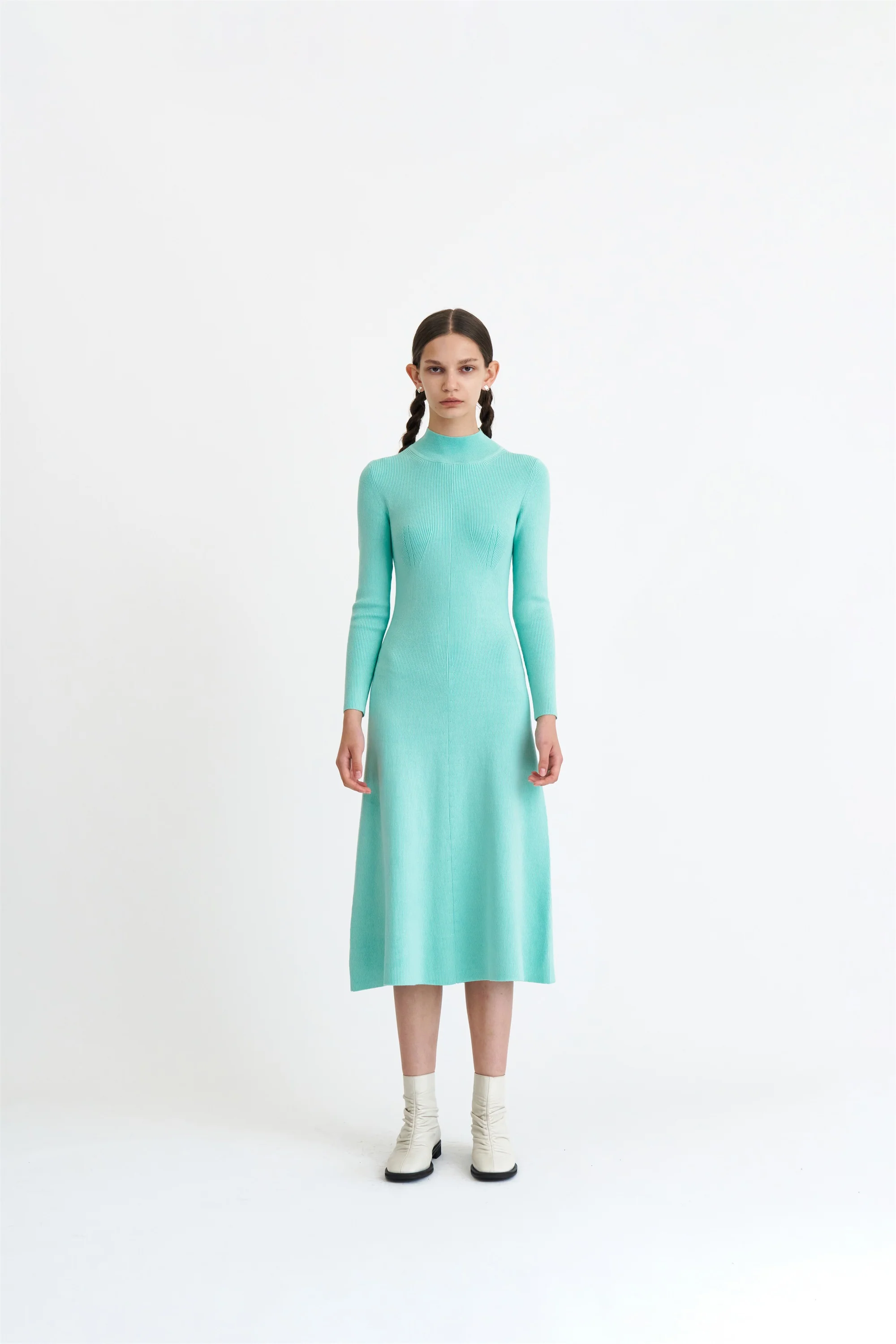SENNA MAXI DRESS WITH BACK CUT OUT - Image 3