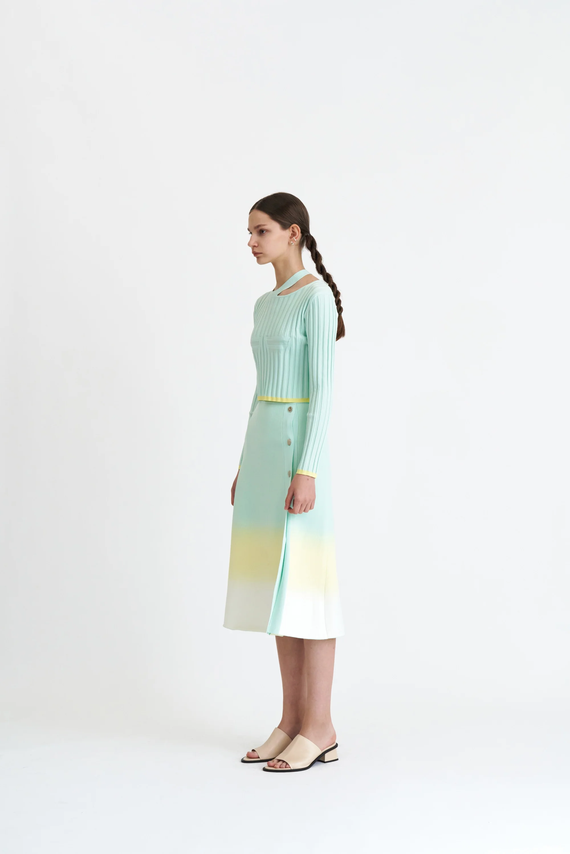 VENUS LONG SLEEVE CROPPED TOP - Image 3