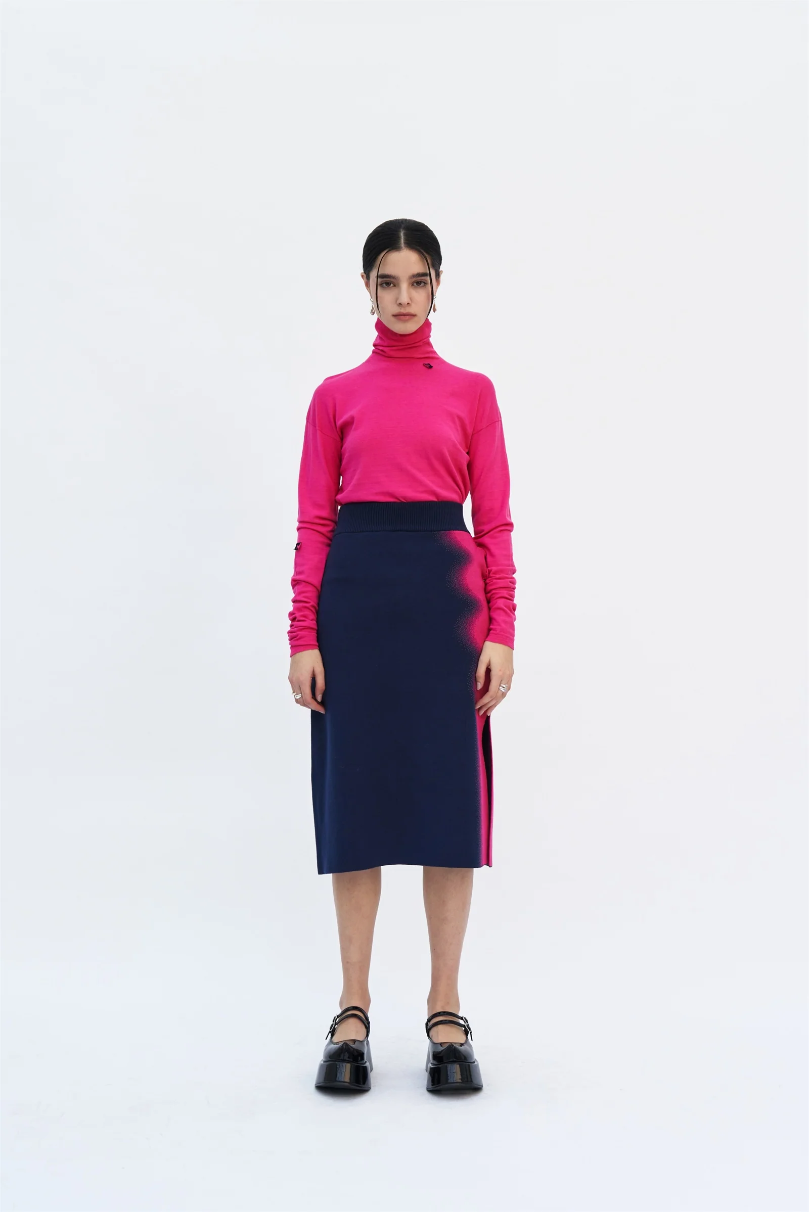 WILLANI SEAMLESS KNITTED TURTLENECK PULLOVER - Image 2
