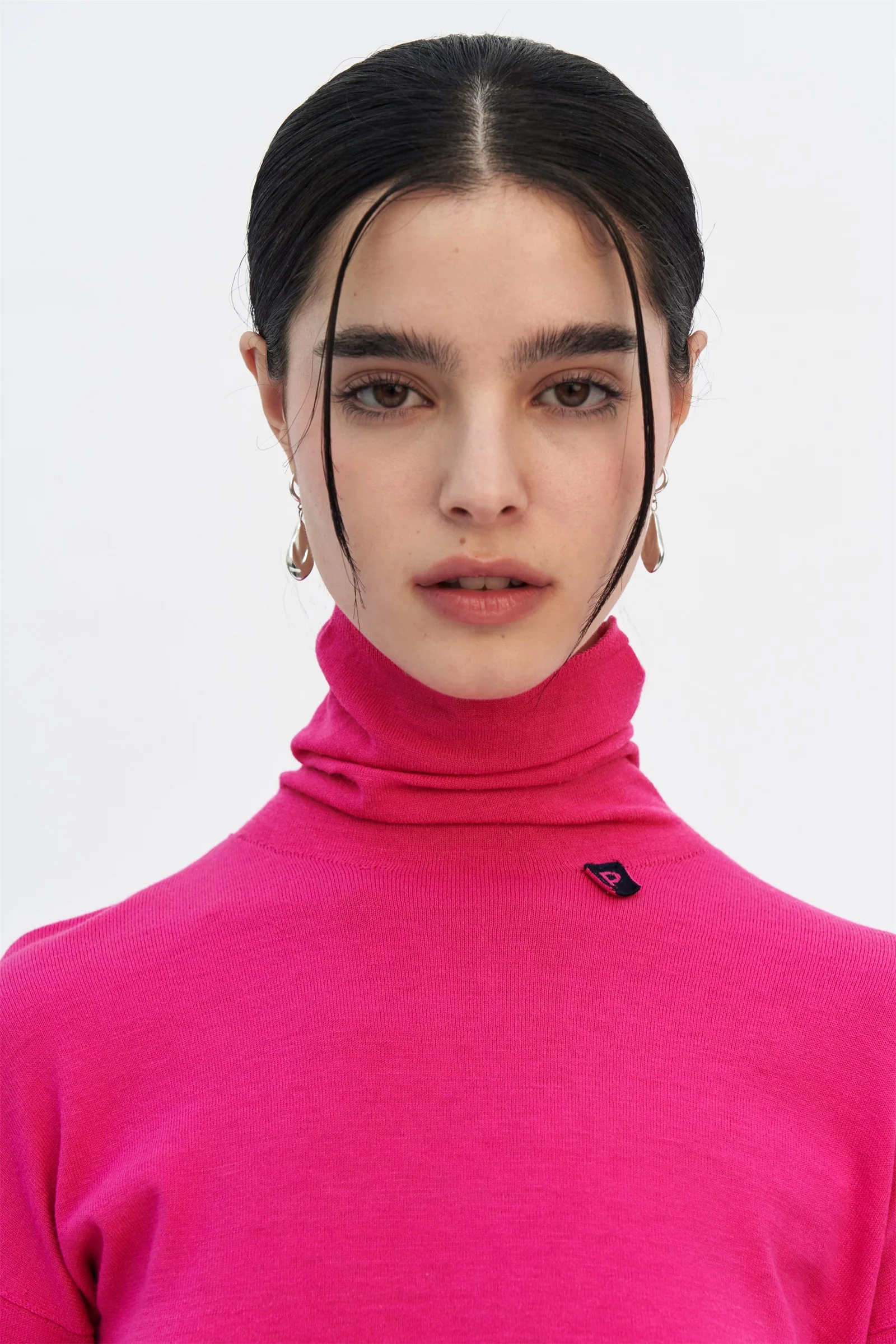 WILLANI SEAMLESS KNITTED TURTLENECK PULLOVER - Image 5